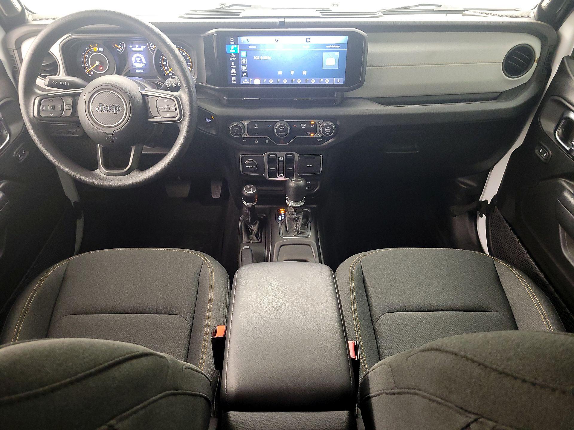 Thumbnail: 2025 Jeep Wrangler - 9