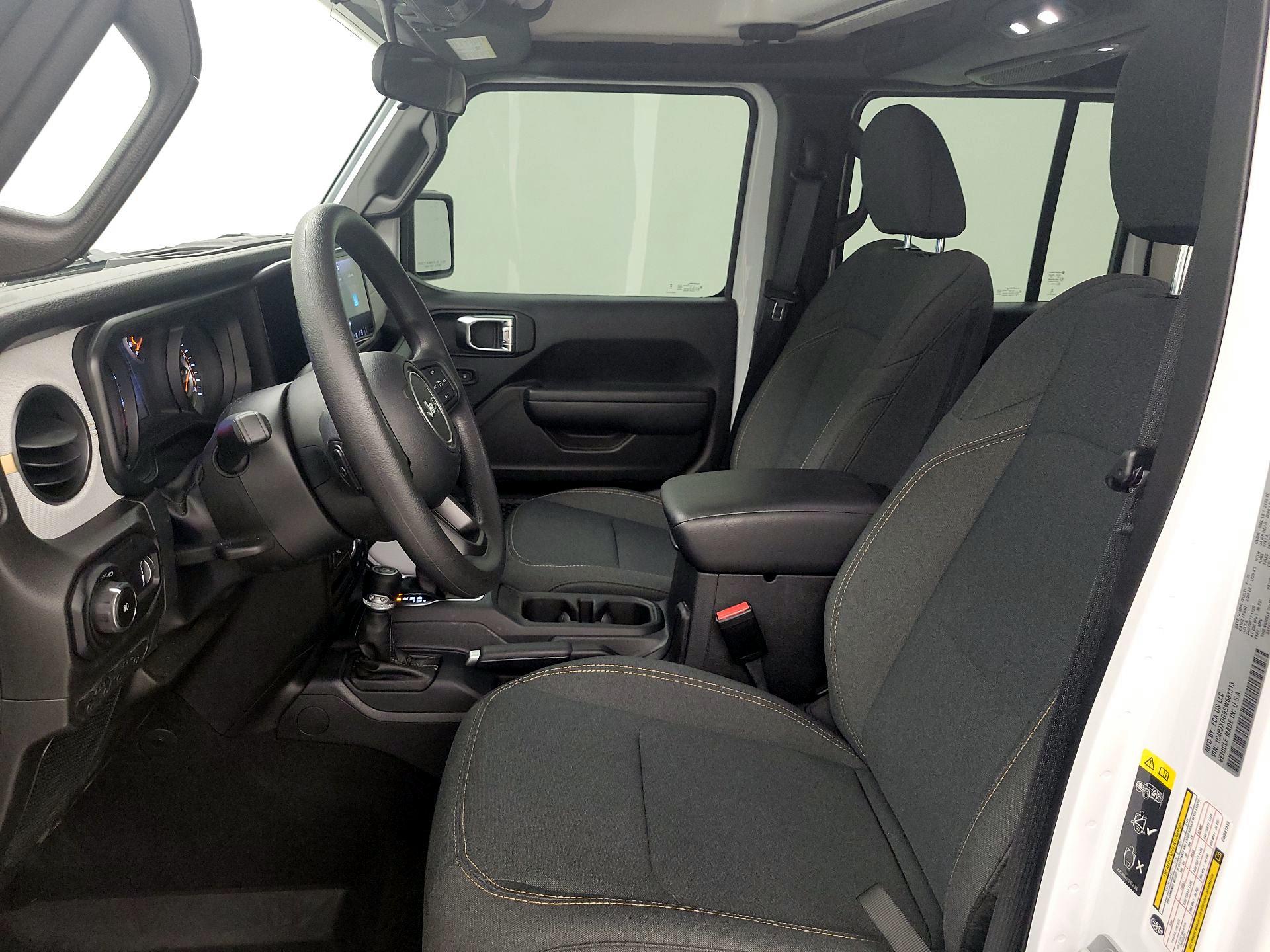 Thumbnail: 2025 Jeep Wrangler - 11