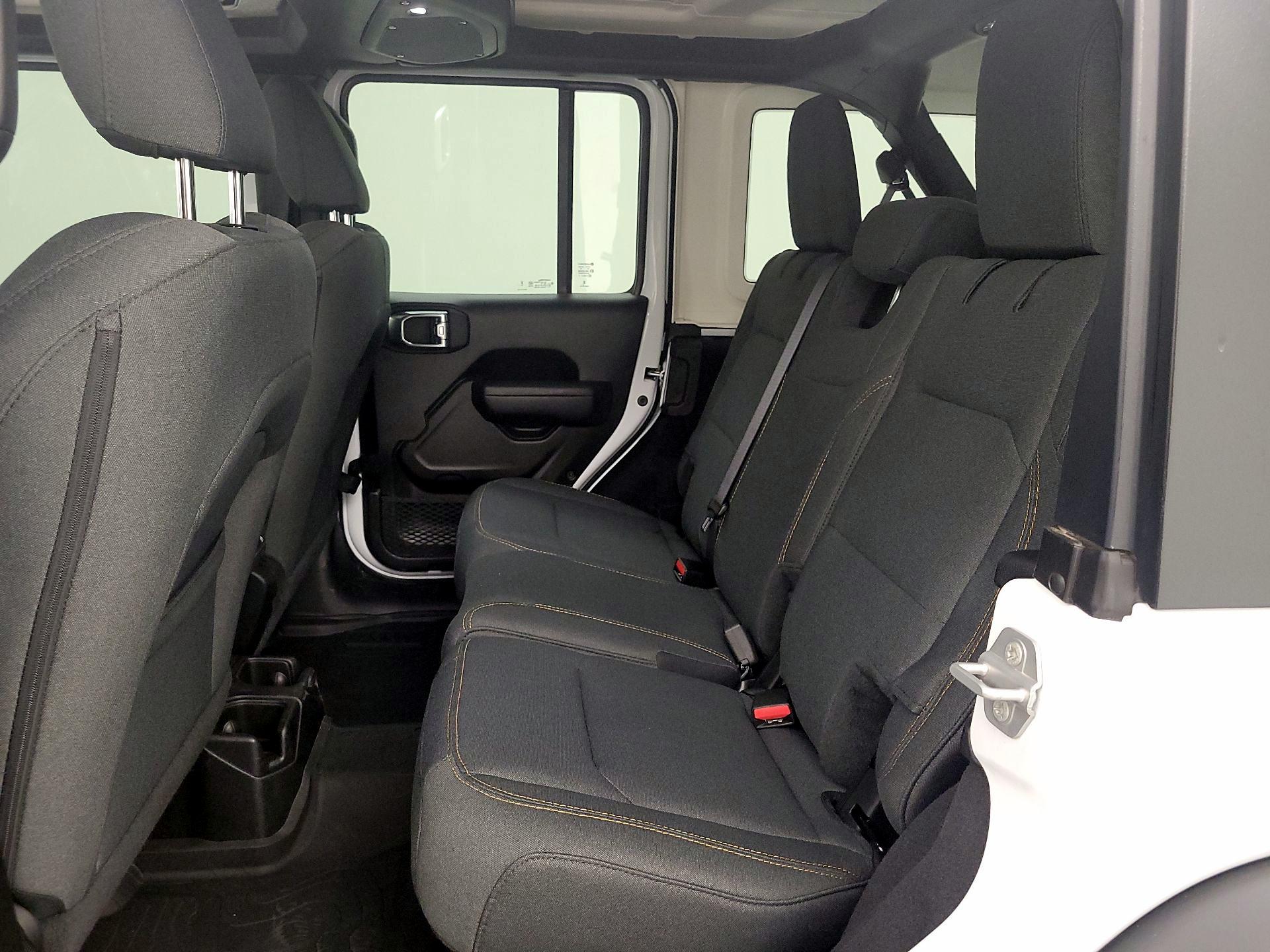 Thumbnail: 2025 Jeep Wrangler - 18