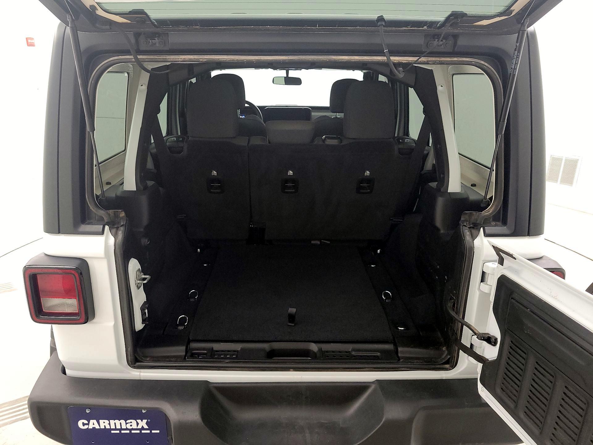 Thumbnail: 2025 Jeep Wrangler - 19