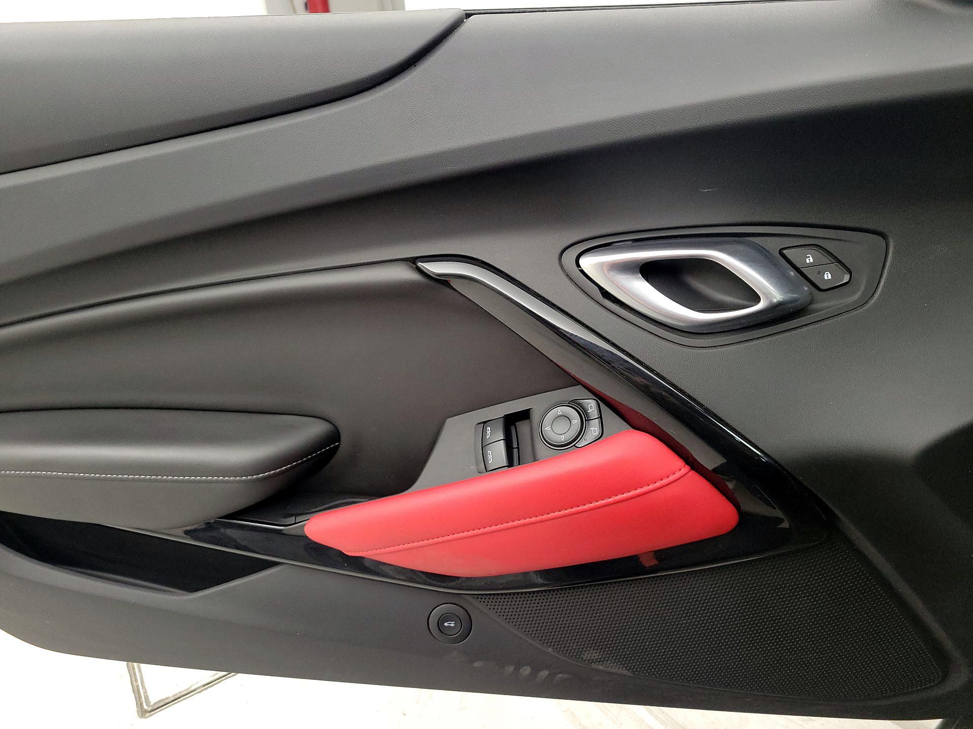 Thumbnail: 2021 Chevrolet Camaro - 10