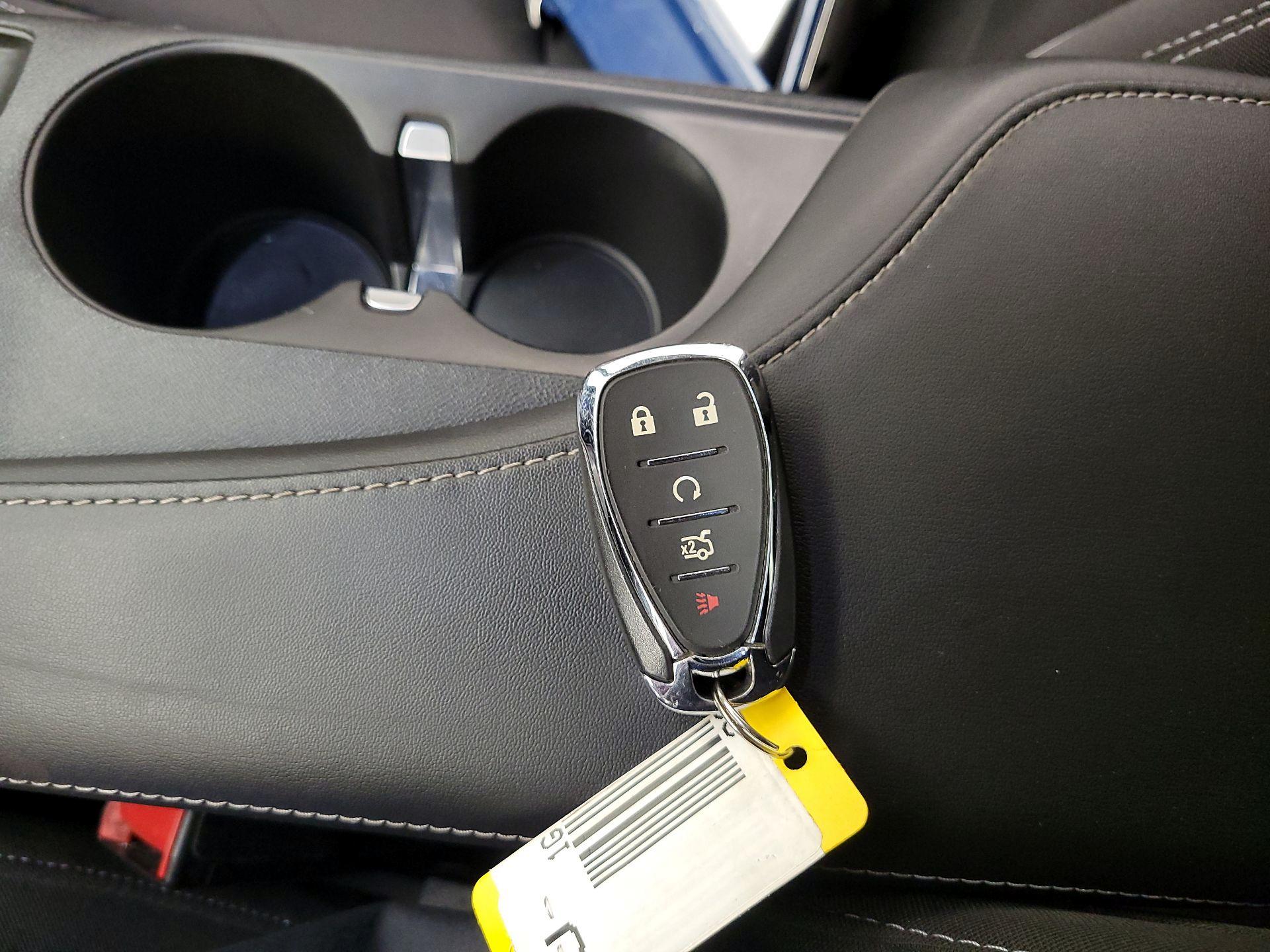 Thumbnail: 2021 Chevrolet Camaro - 16