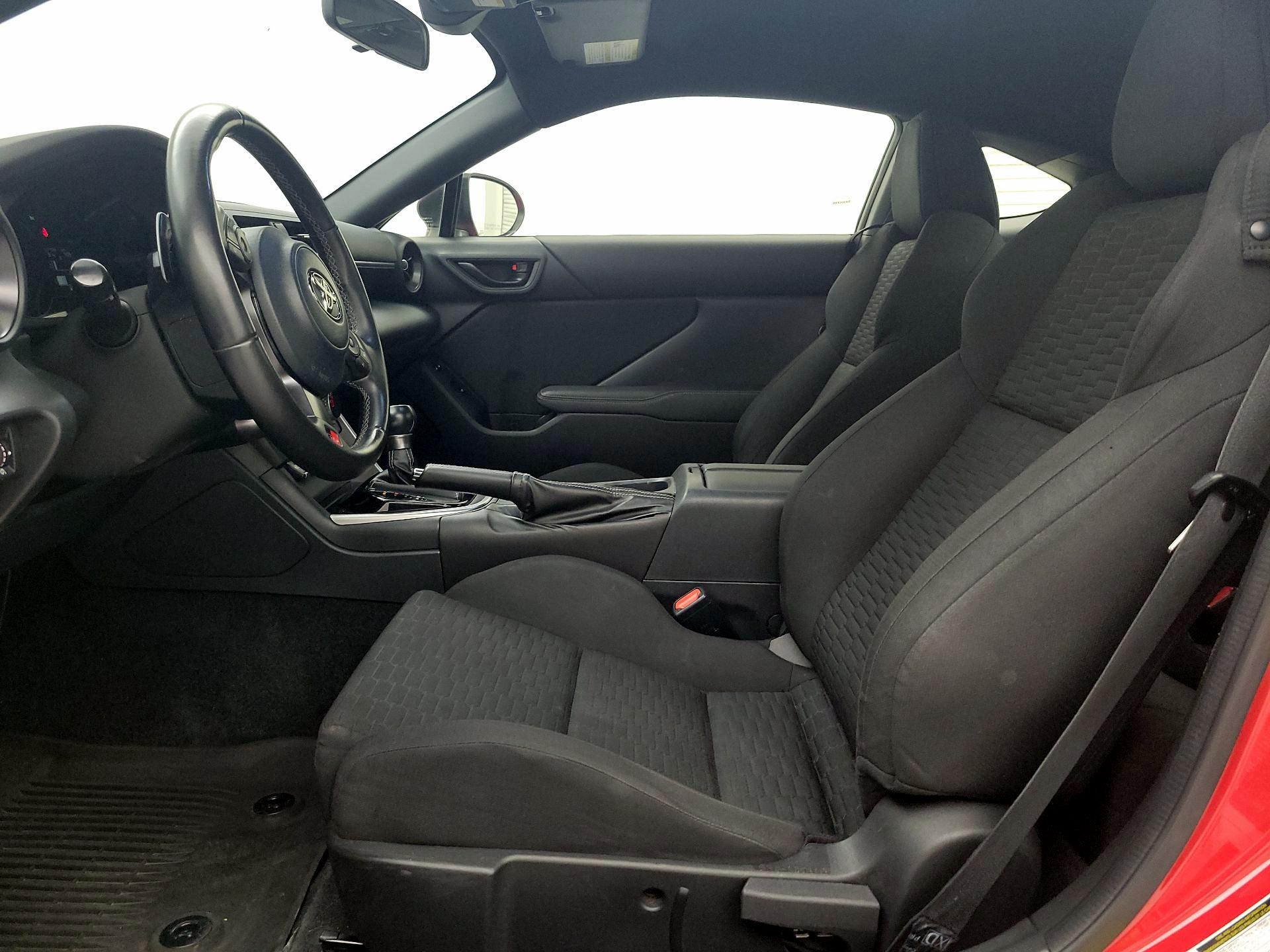 Thumbnail: 2022 Toyota GR86 - 11