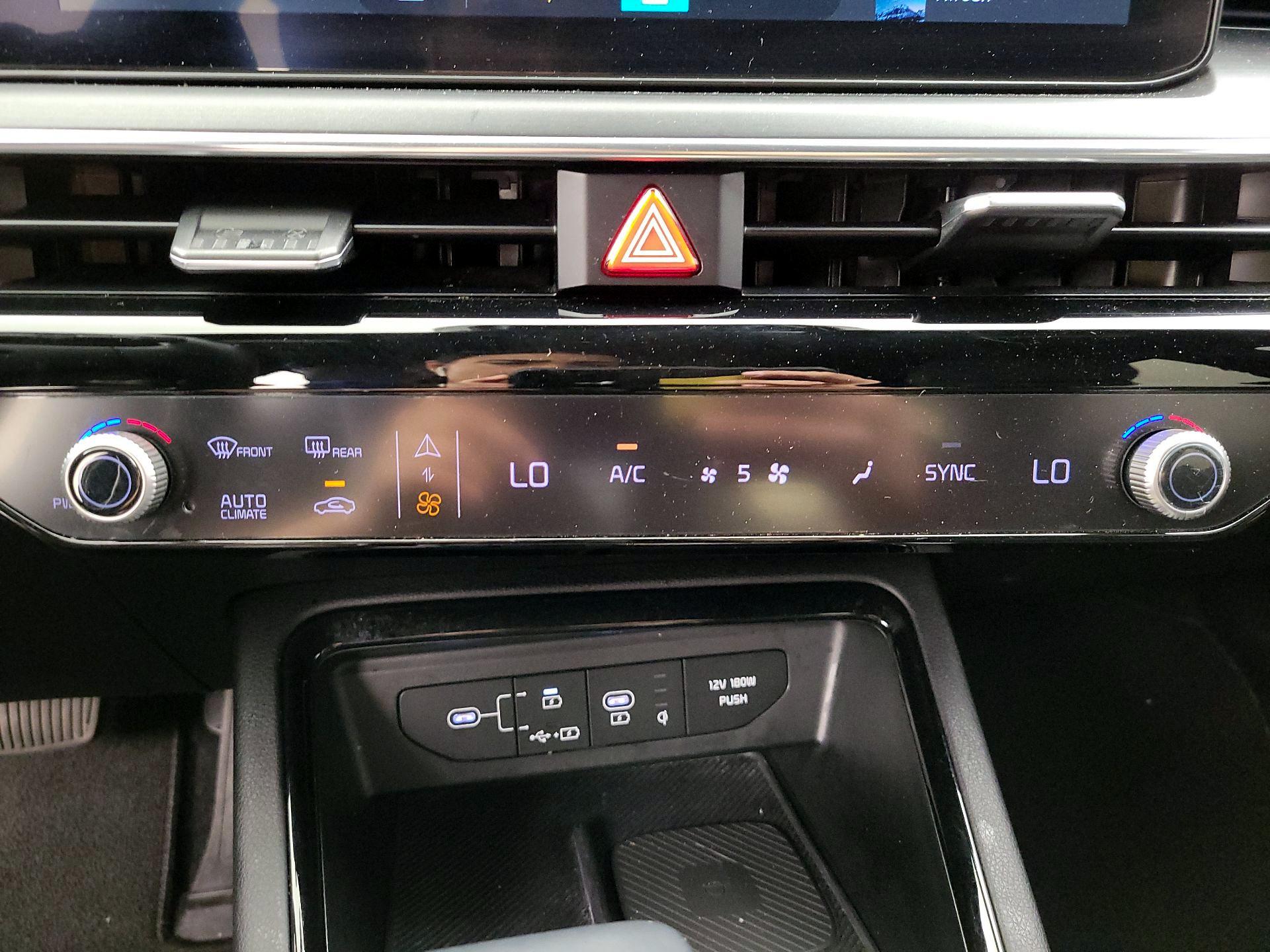 Thumbnail: 2025 Kia K5 - 17