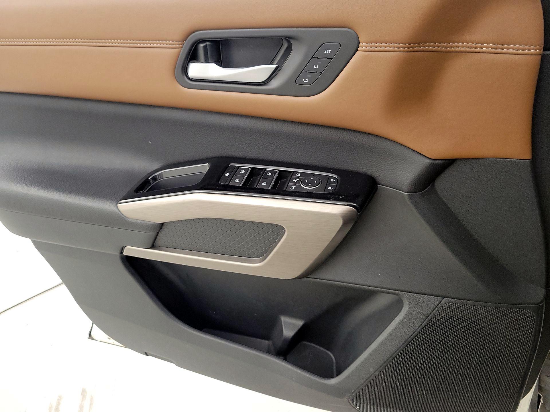 Thumbnail: 2024 Nissan Pathfinder - 12