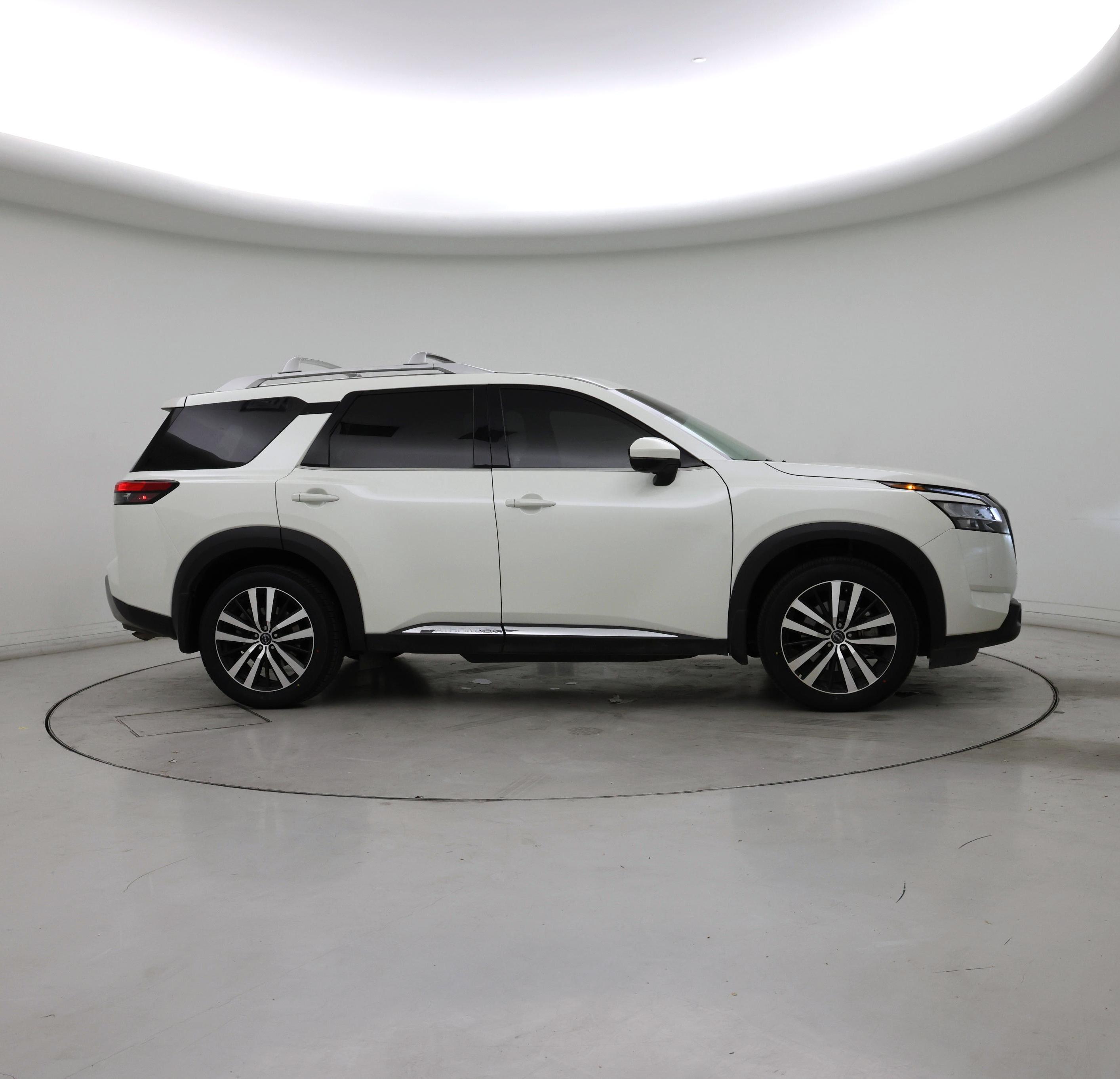 Thumbnail: 2024 Nissan Pathfinder - 7