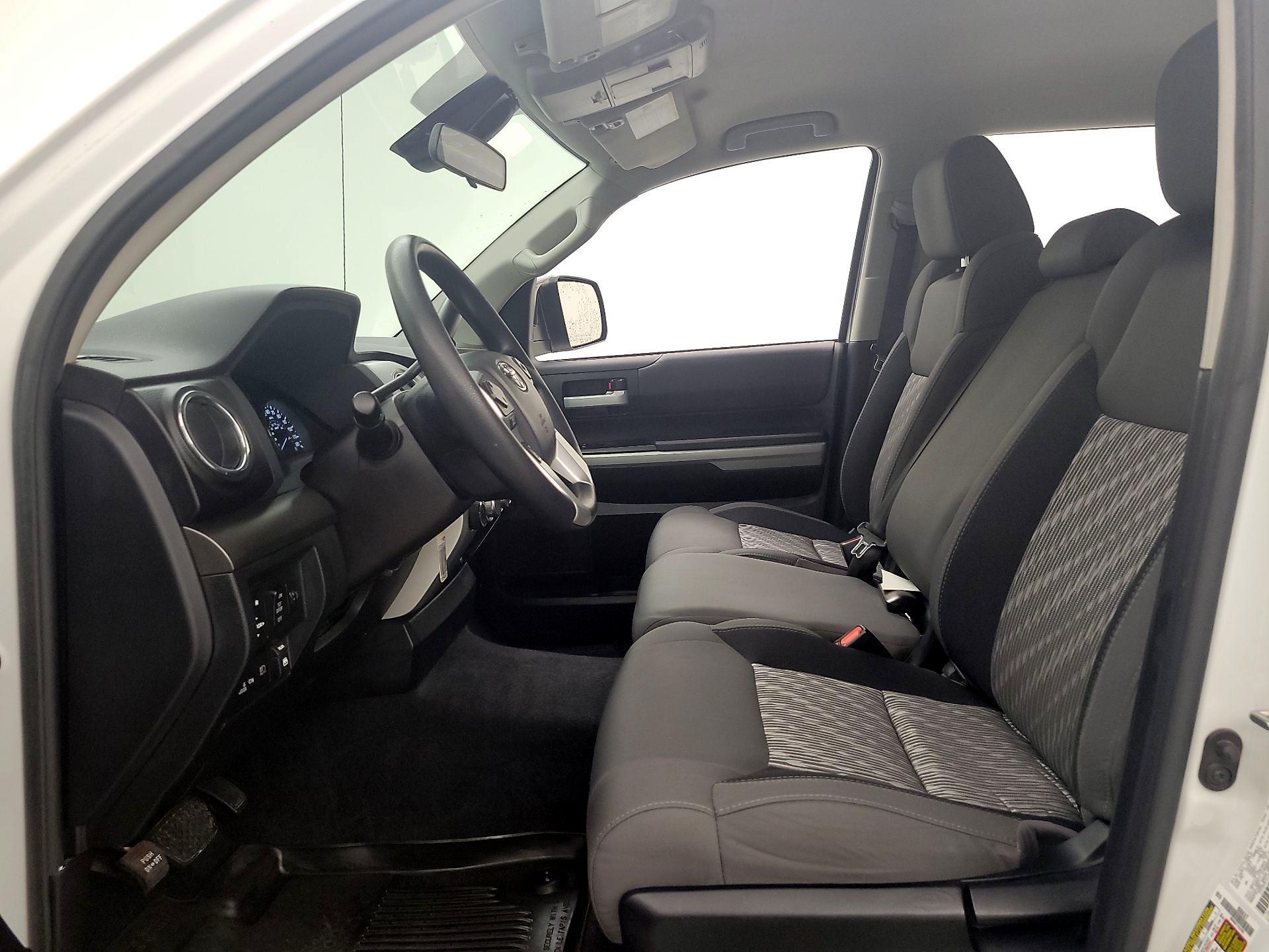 Thumbnail: 2018 Toyota Tundra - 9
