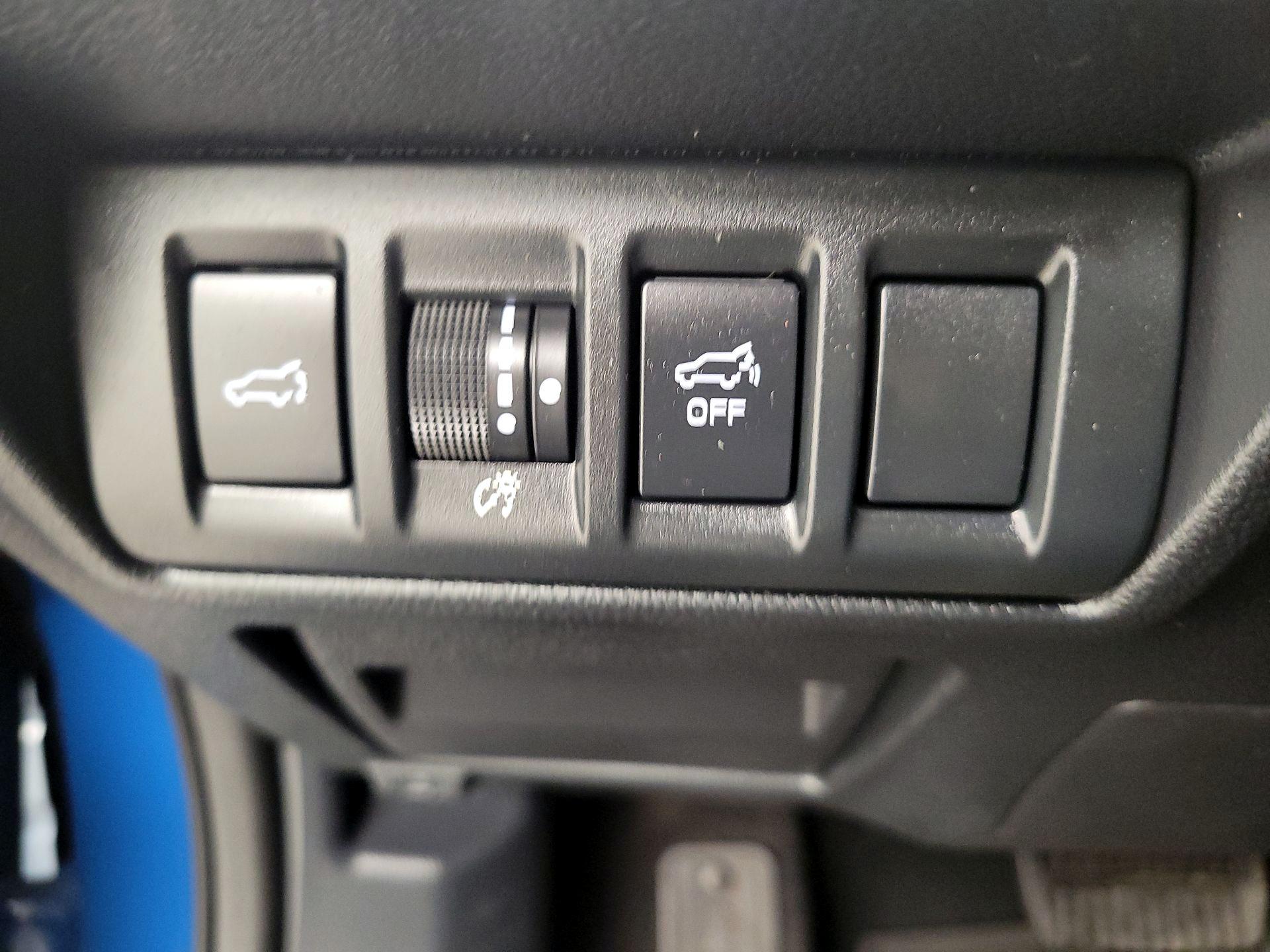 Thumbnail: 2023 Subaru Outback - 13