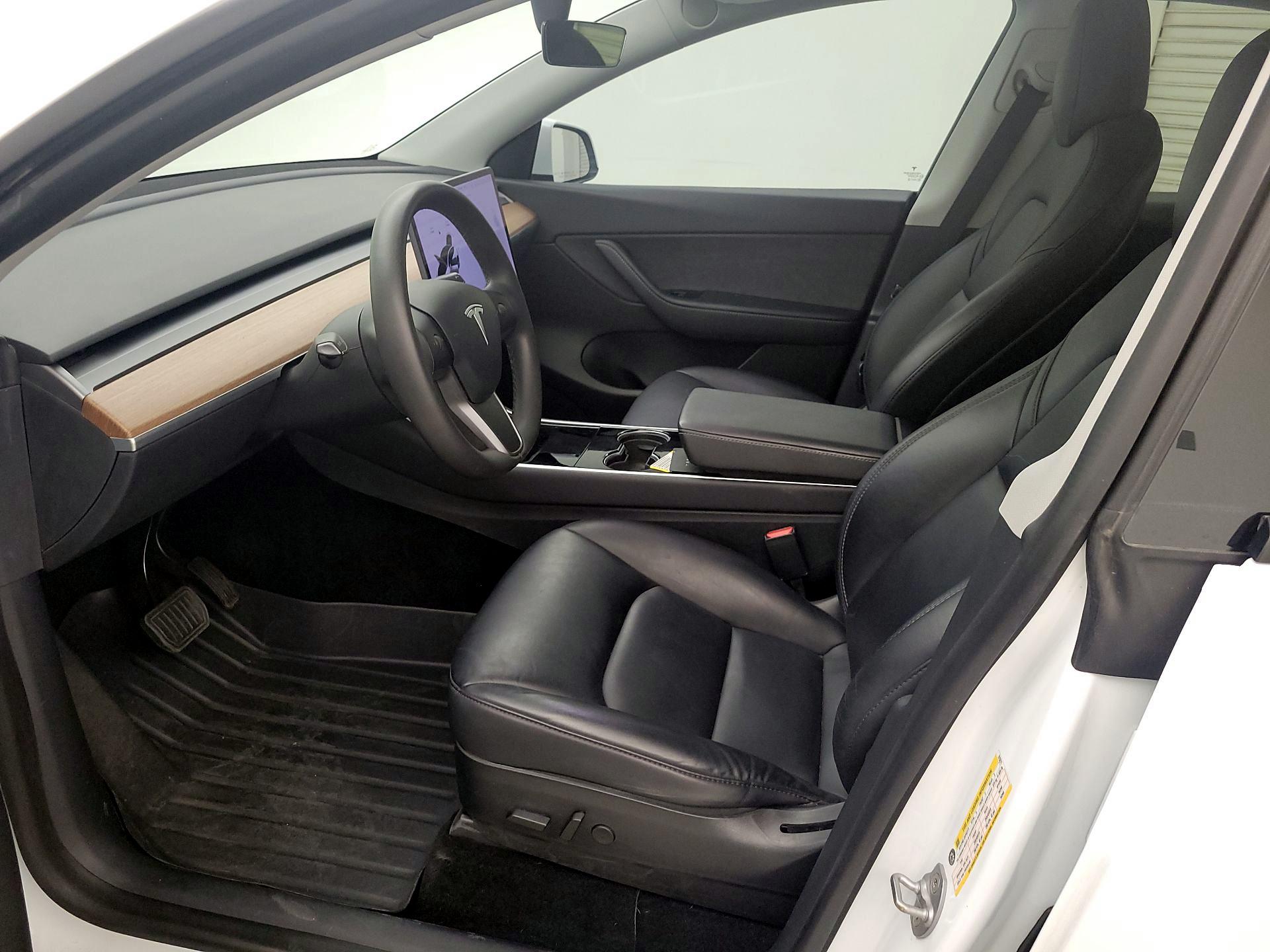 Thumbnail: 2020 Tesla Model Y - 11