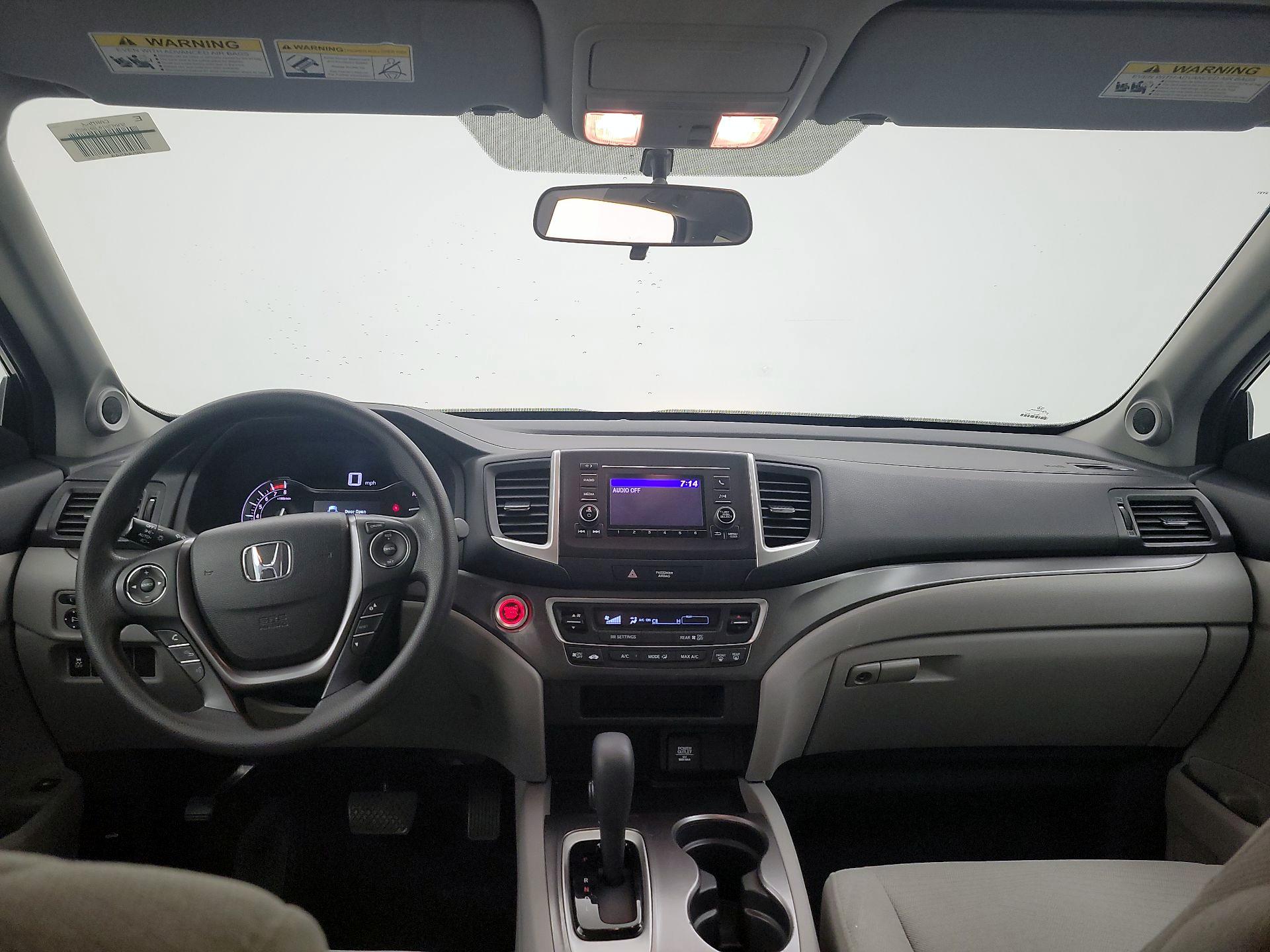 Thumbnail: 2018 Honda Pilot - 9