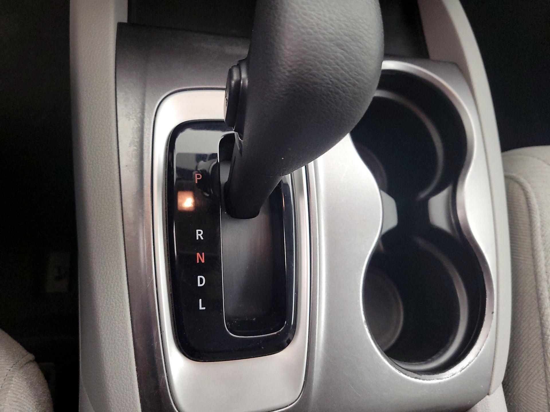 Thumbnail: 2018 Honda Pilot - 15