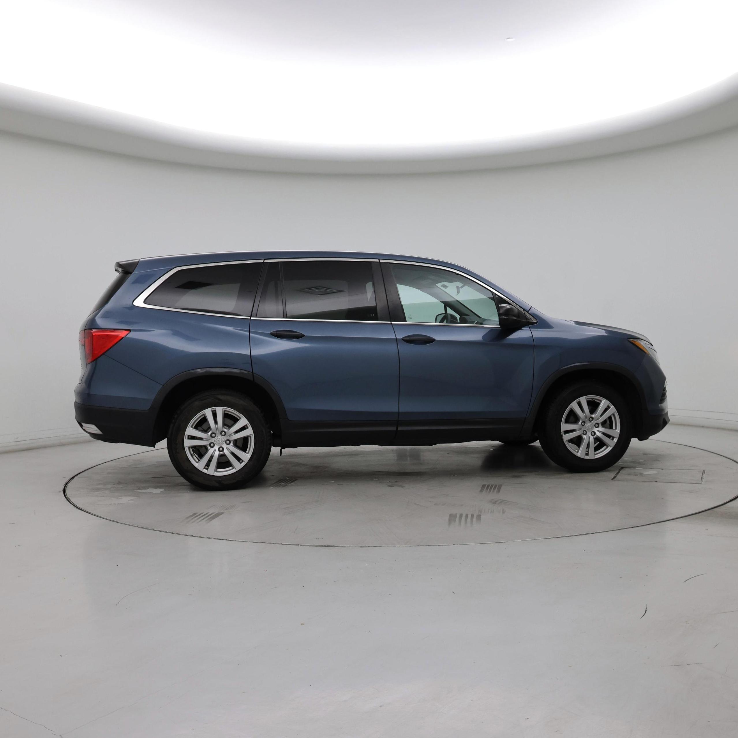 Thumbnail: 2018 Honda Pilot - 7