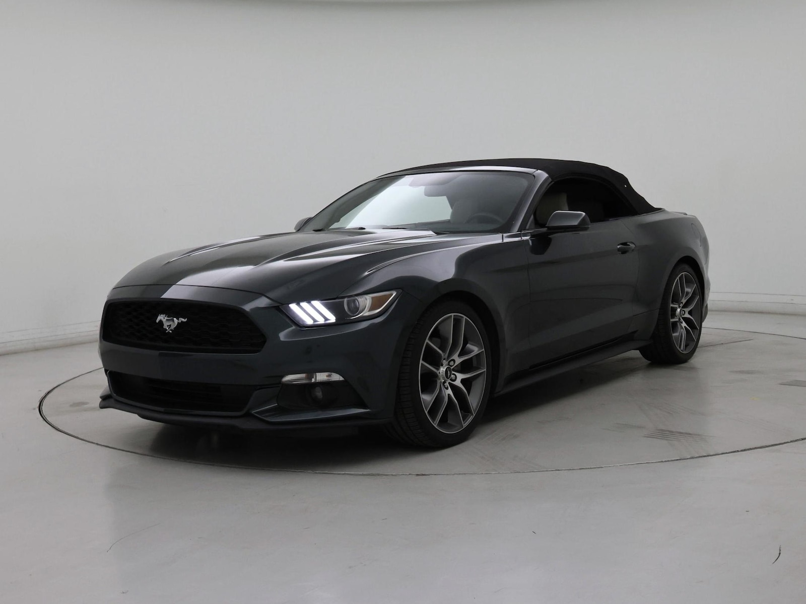 2016 Ford Mustang EcoBoost Premium - Photo 5