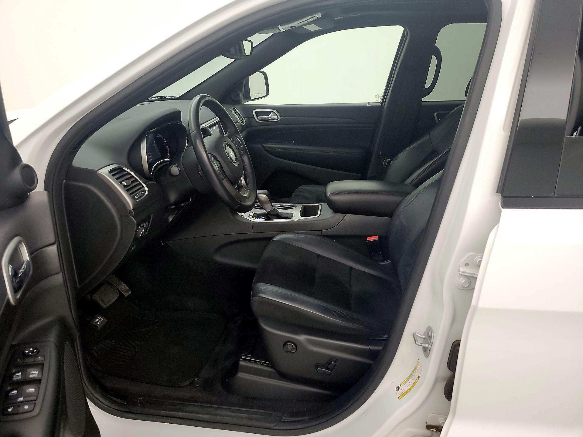 Thumbnail: 2018 Jeep Grand Cherokee - 9