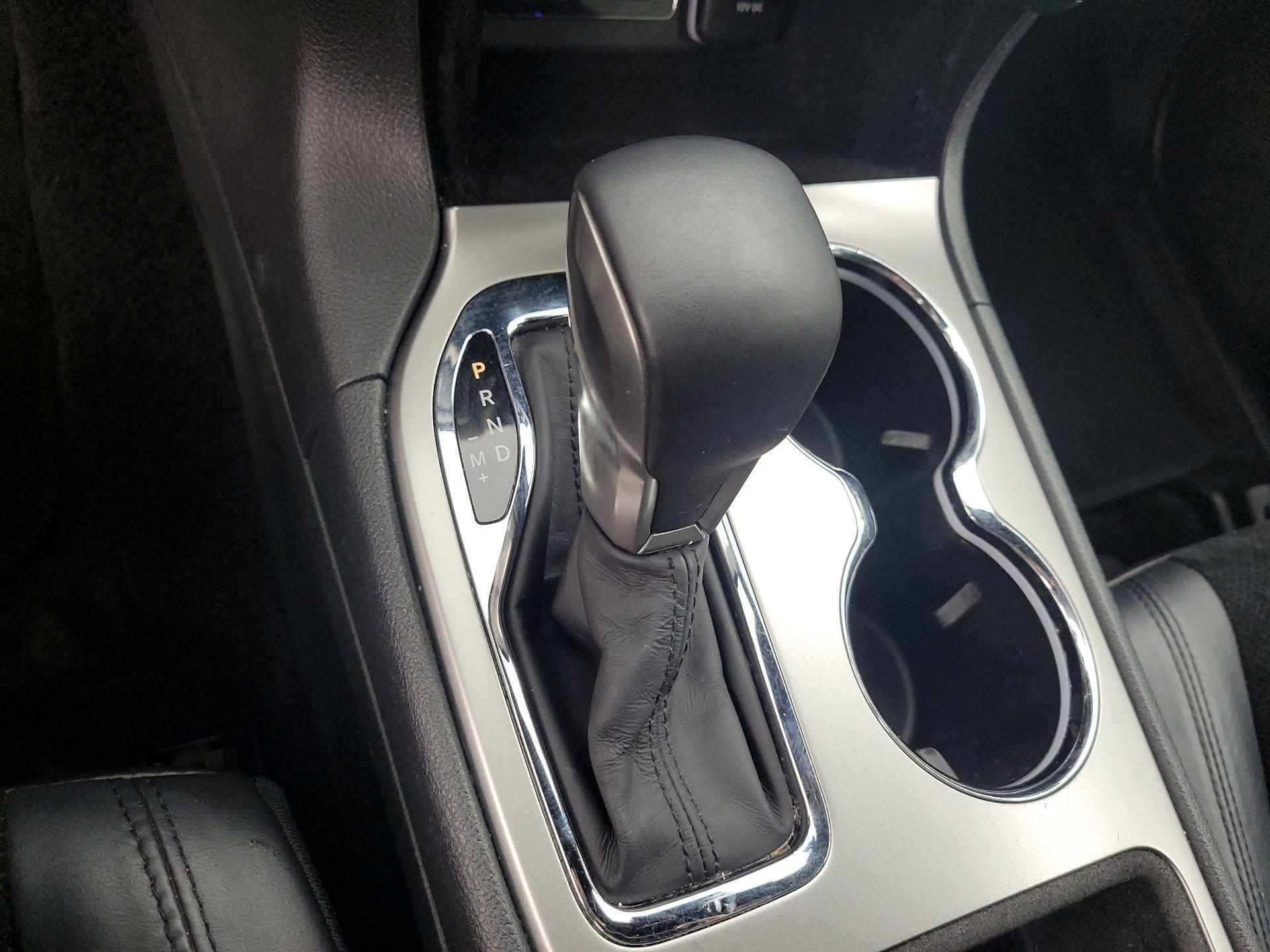 Thumbnail: 2018 Jeep Grand Cherokee - 13