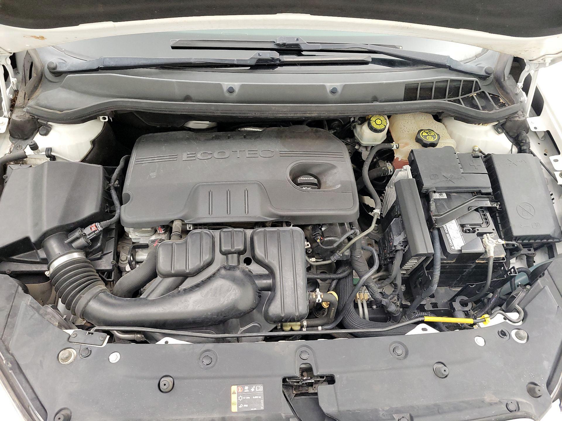 Thumbnail: 2016 Buick Verano - 17