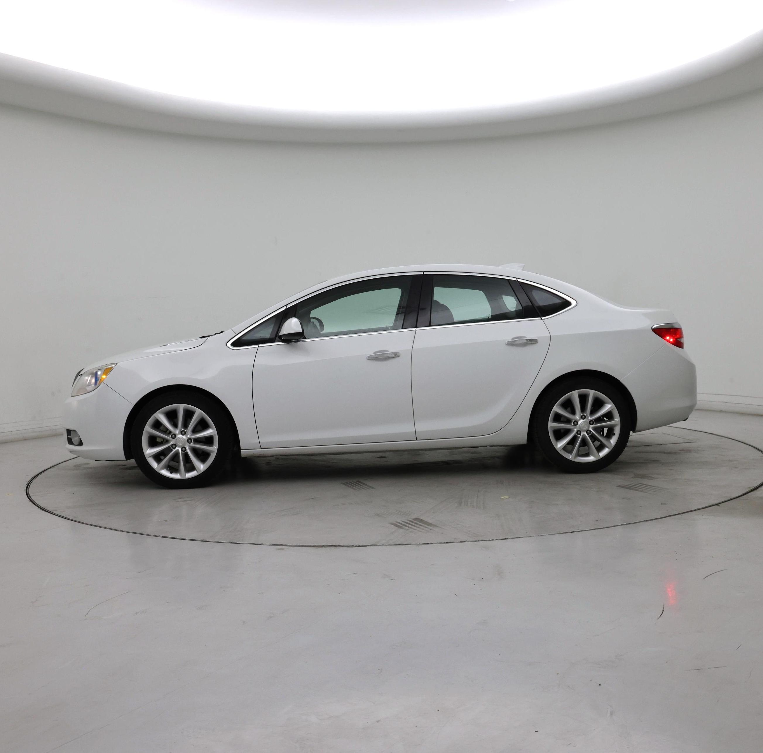 Thumbnail: 2016 Buick Verano - 3