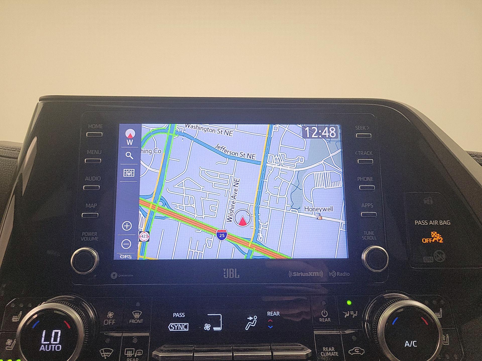 Thumbnail: 2021 Toyota Highlander - 14