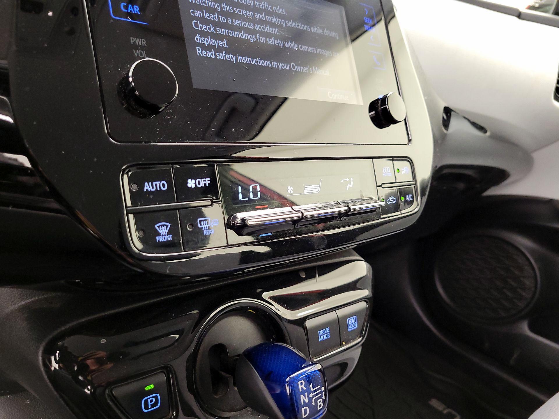 Thumbnail: 2019 Toyota Prius - 16