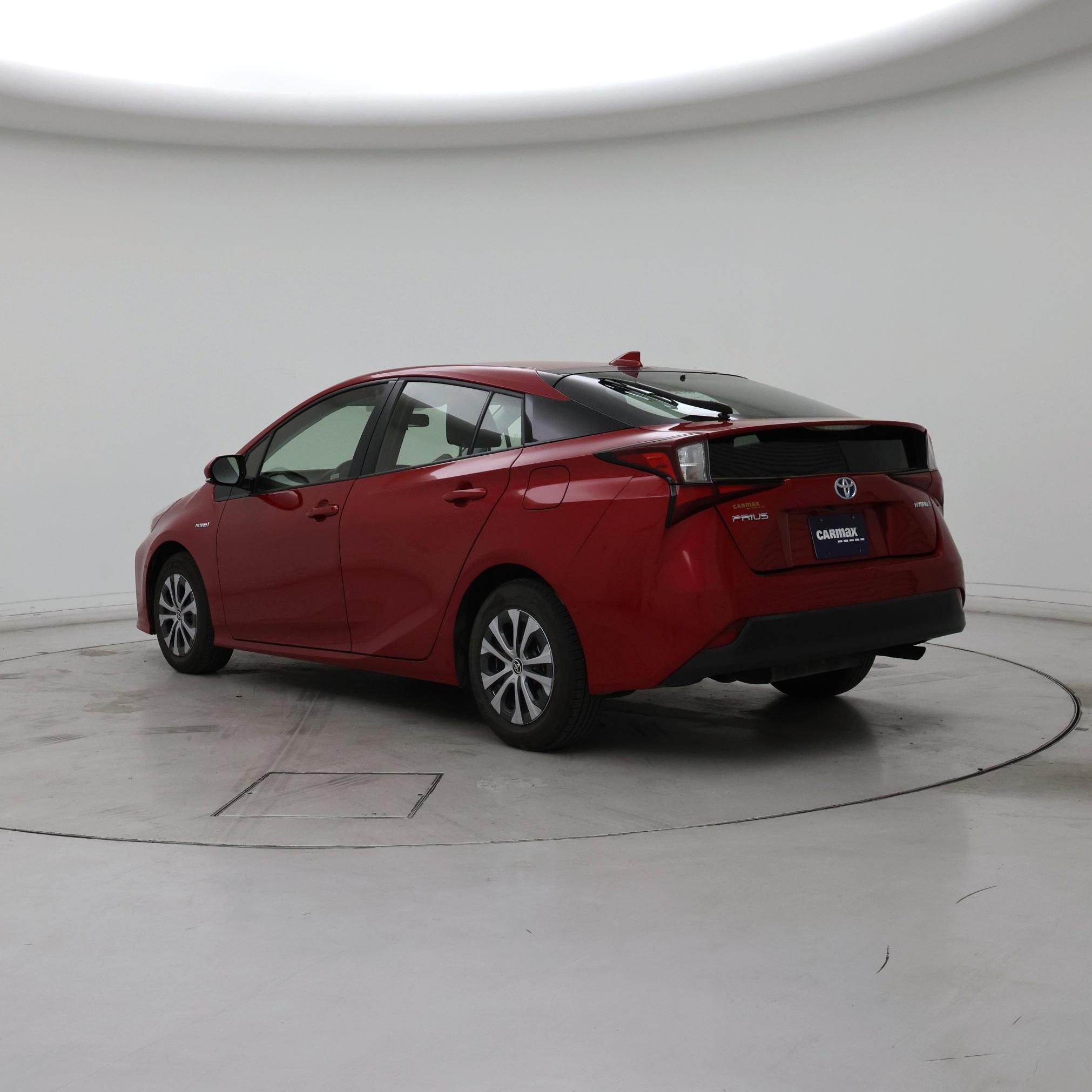 Thumbnail: 2019 Toyota Prius - 2