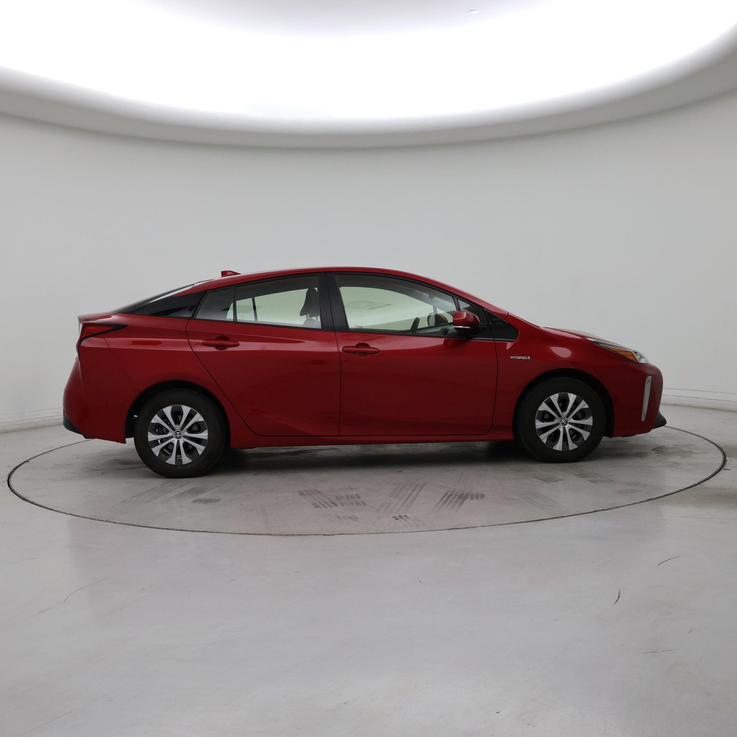 Thumbnail: 2019 Toyota Prius - 7