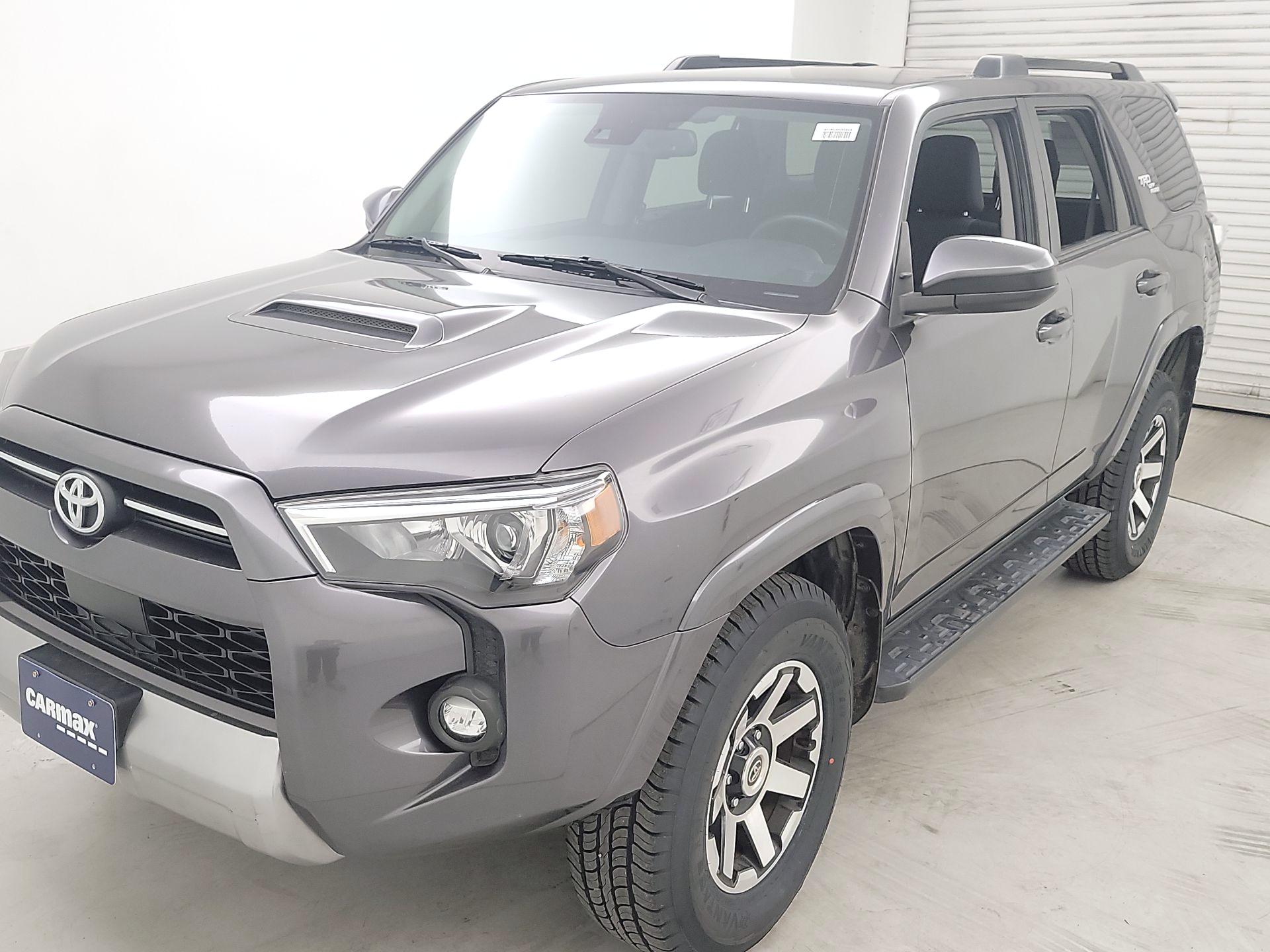Thumbnail: 2022 Toyota 4Runner - 3