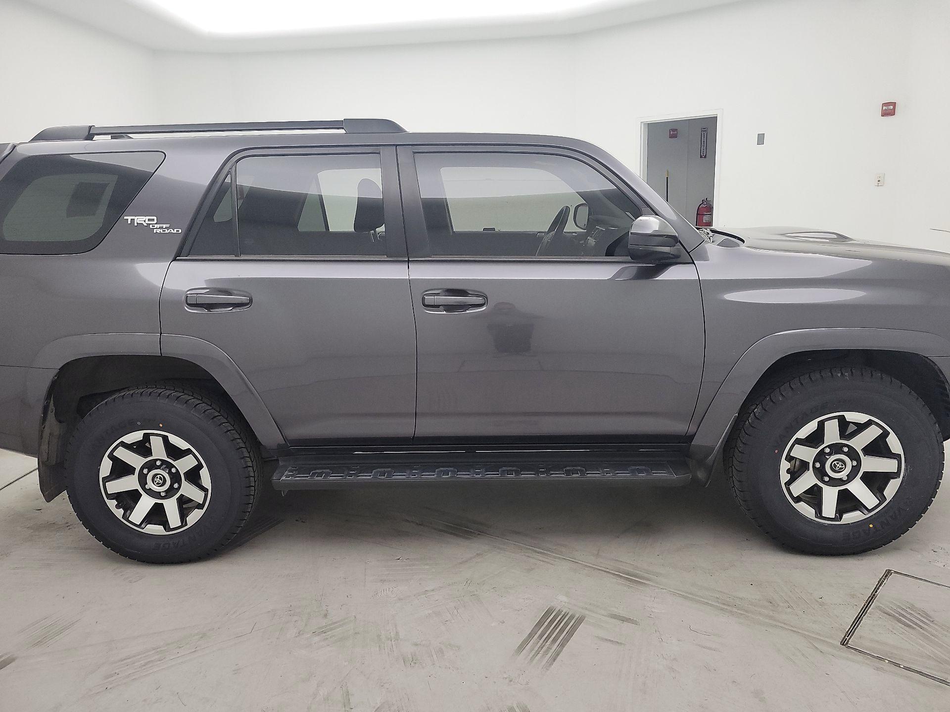 Thumbnail: 2022 Toyota 4Runner - 4