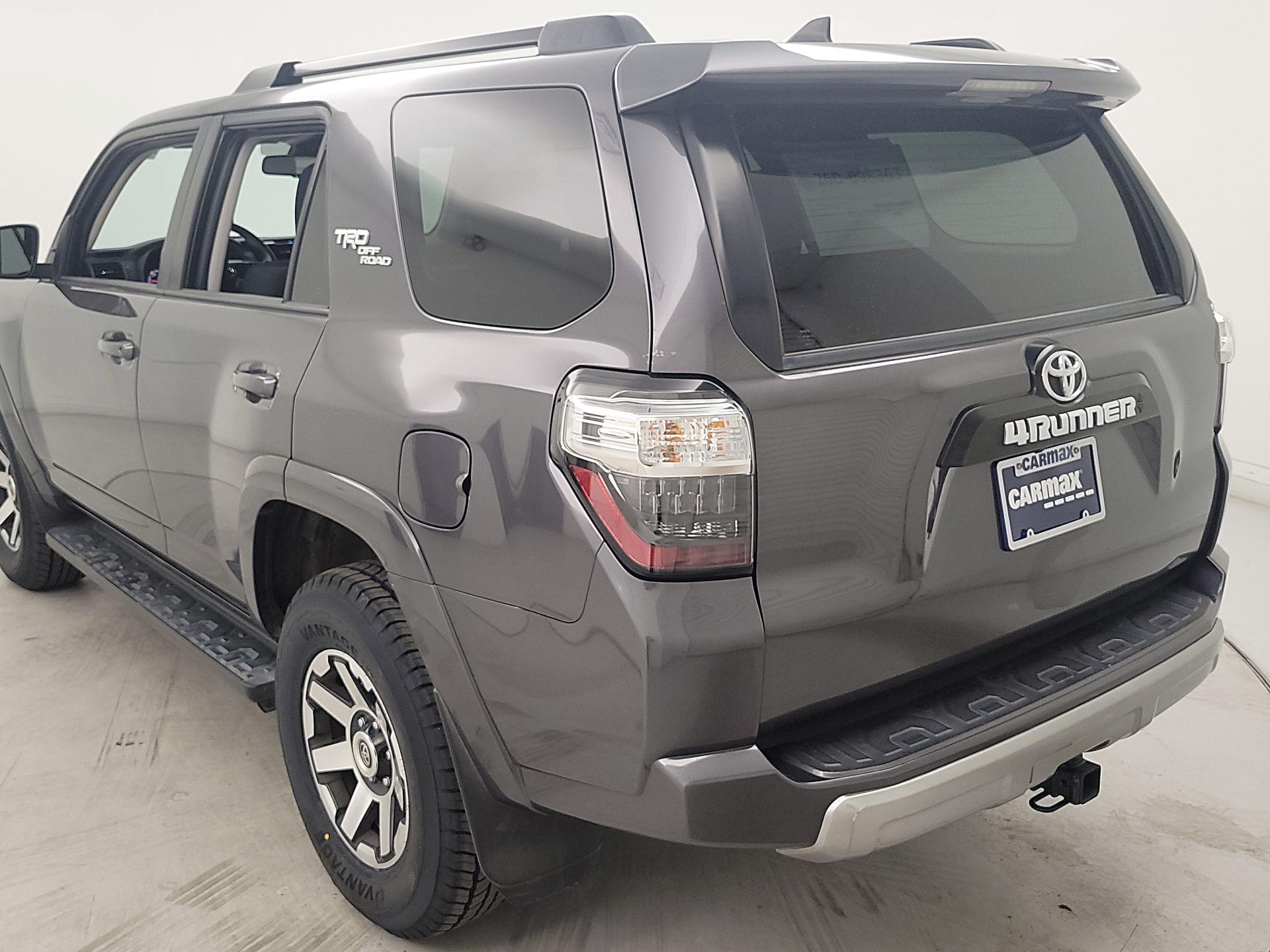 Thumbnail: 2022 Toyota 4Runner - 7