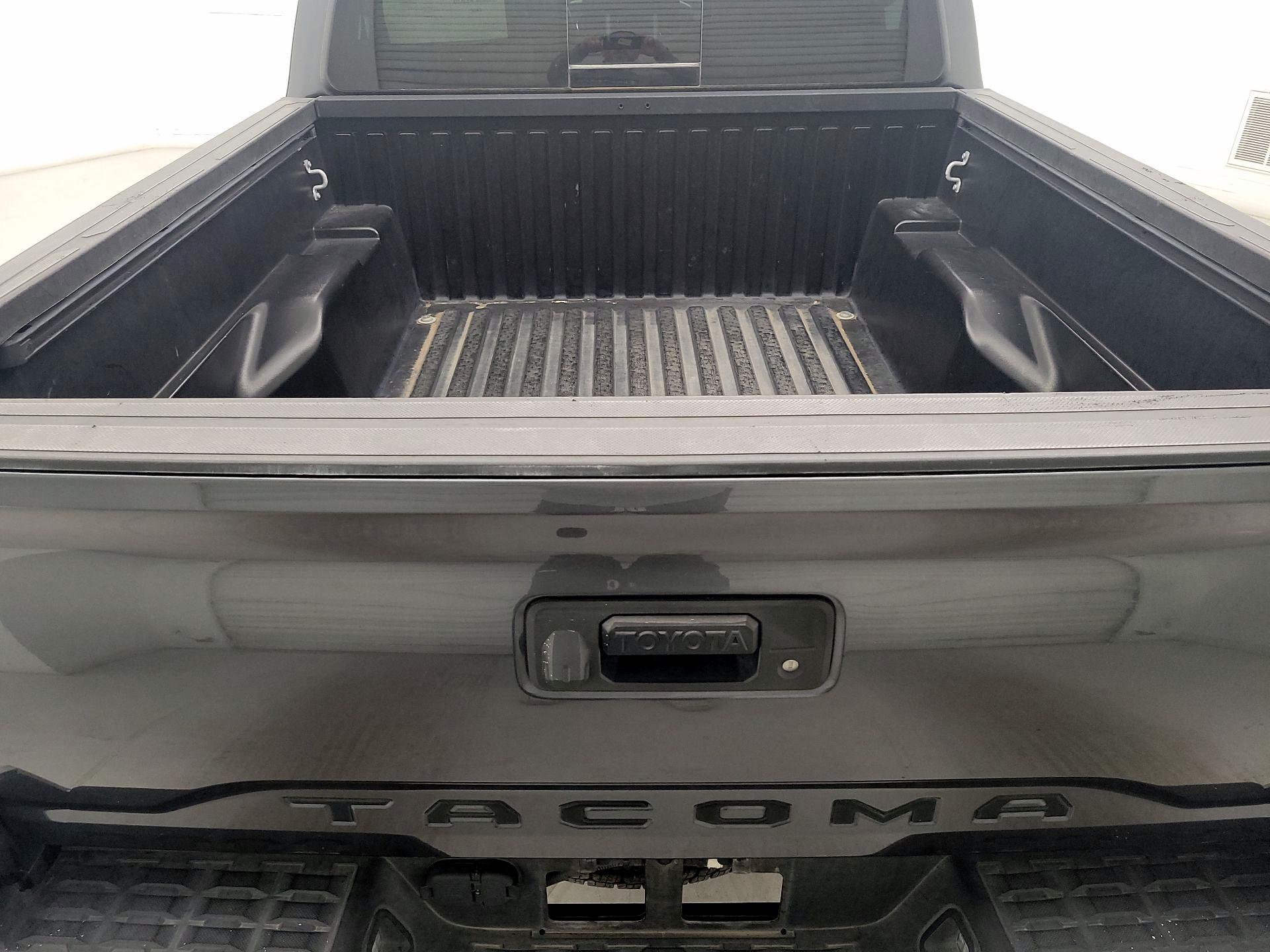 Thumbnail: 2023 Toyota Tacoma - 14