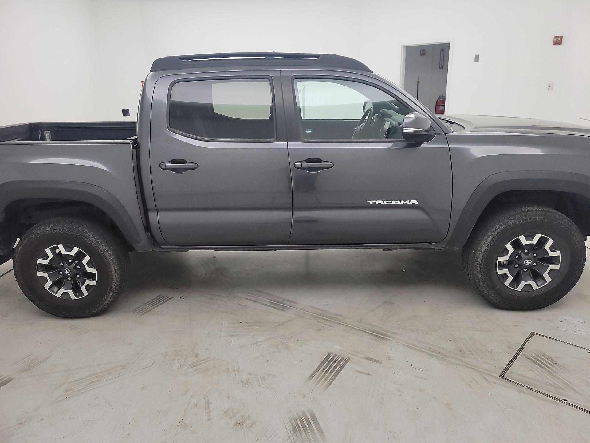 Thumbnail: 2023 Toyota Tacoma - 4