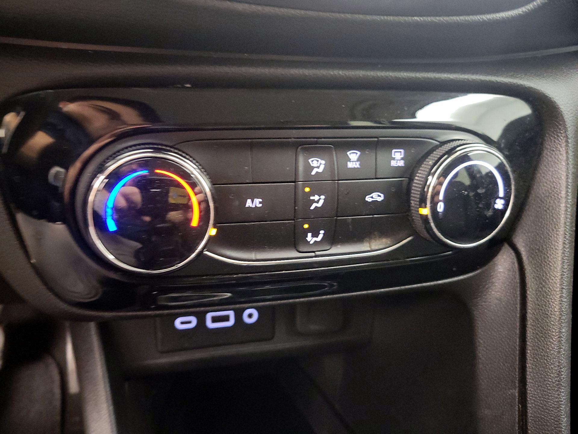 Thumbnail: 2020 Buick Encore GX - 14