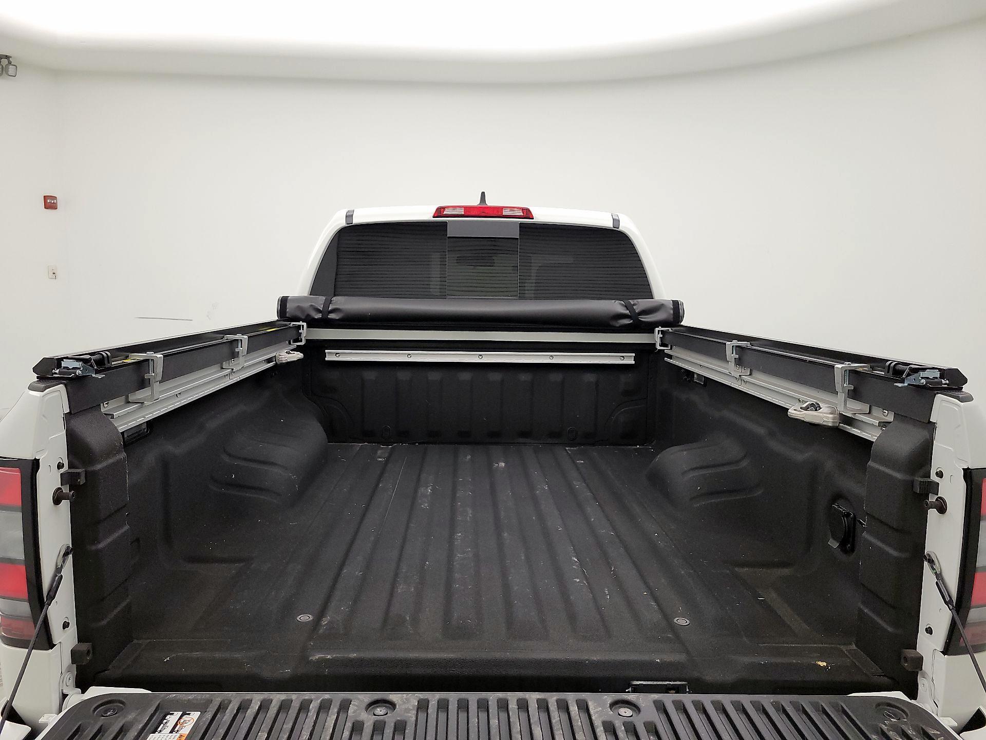 Thumbnail: 2024 Nissan Frontier - 20