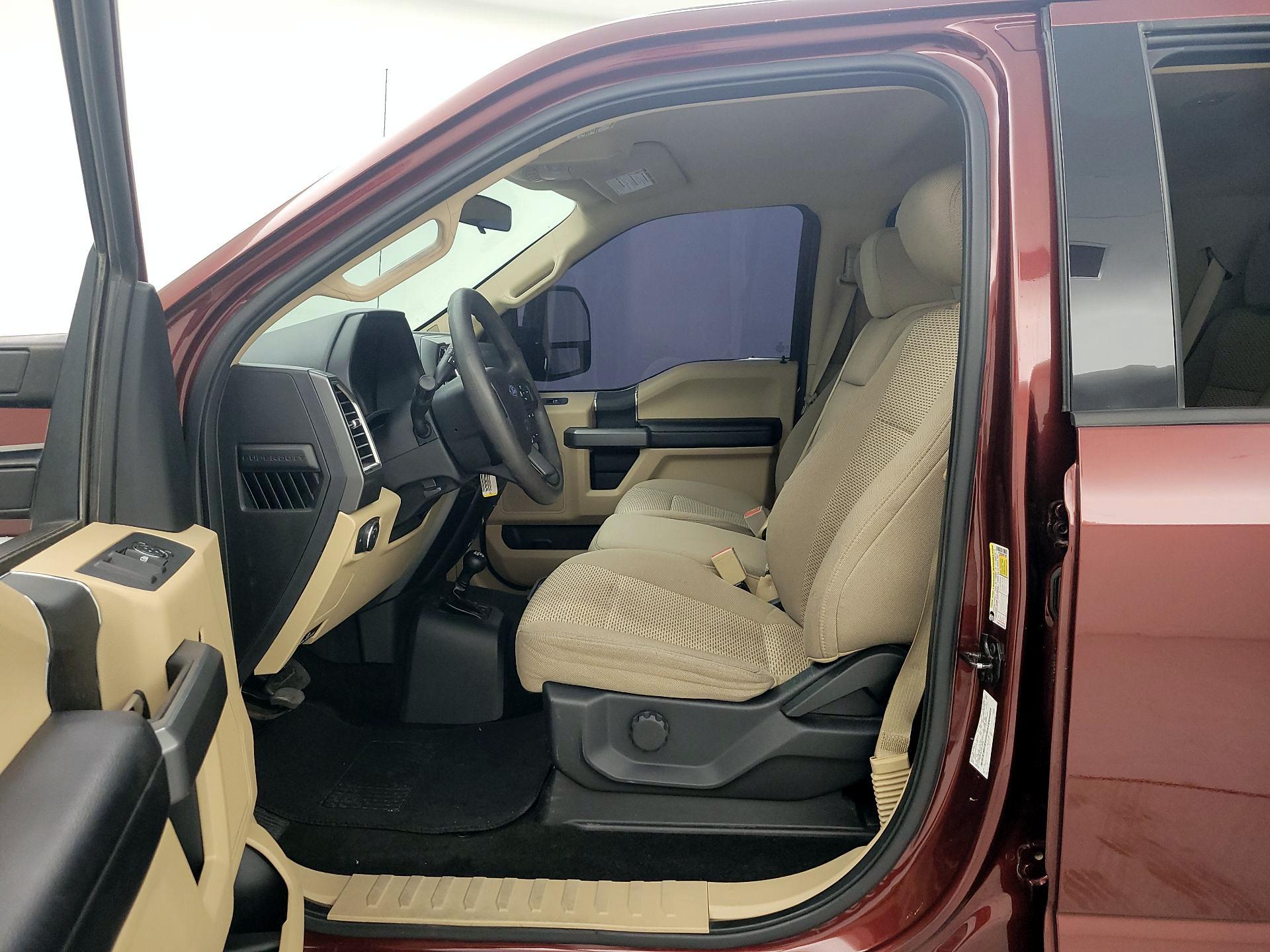 Thumbnail: 2017 Ford F-250 - 11