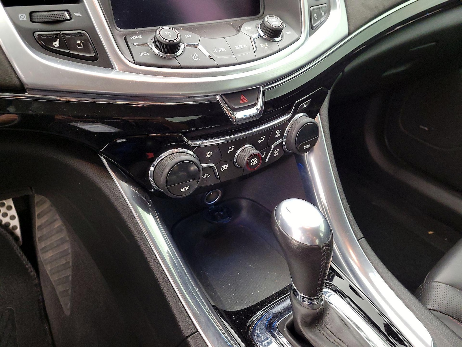 2015 Chevrolet SS Base - Photo 18