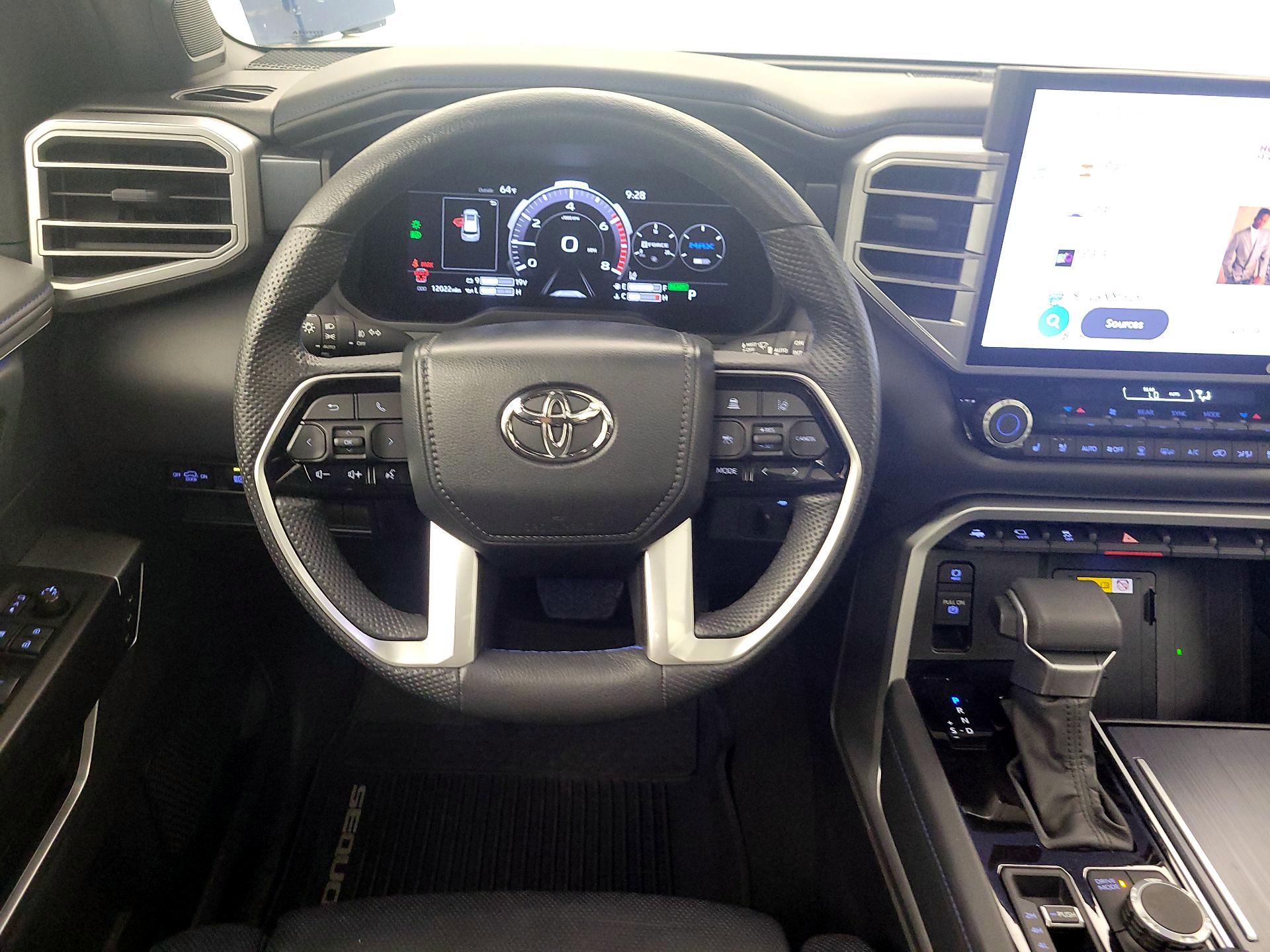 Thumbnail: 2024 Toyota Sequoia - 10