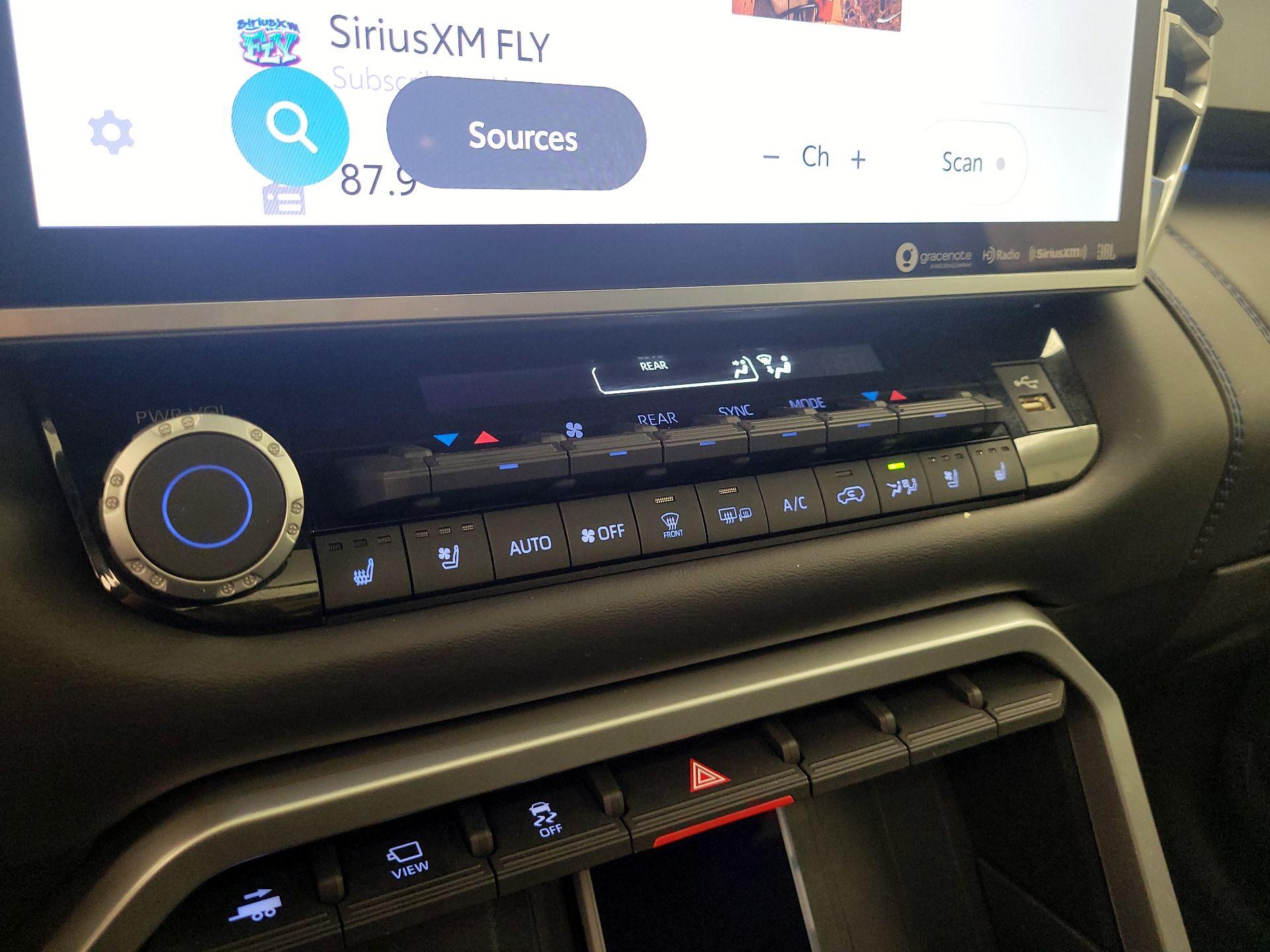 Thumbnail: 2024 Toyota Sequoia - 14