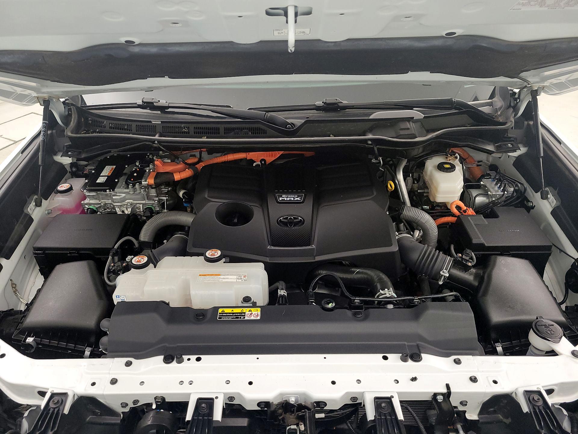 Thumbnail: 2024 Toyota Sequoia - 17