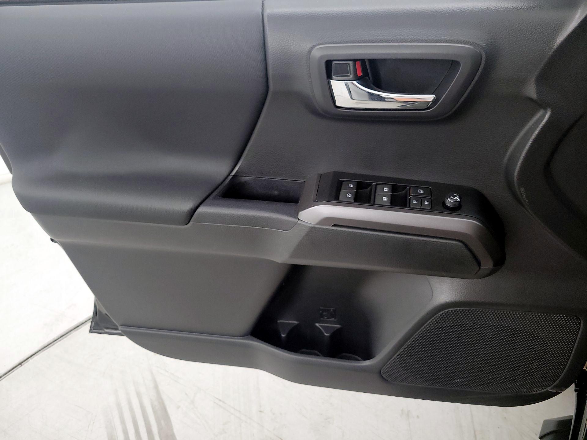 Thumbnail: 2023 Toyota Tacoma - 12