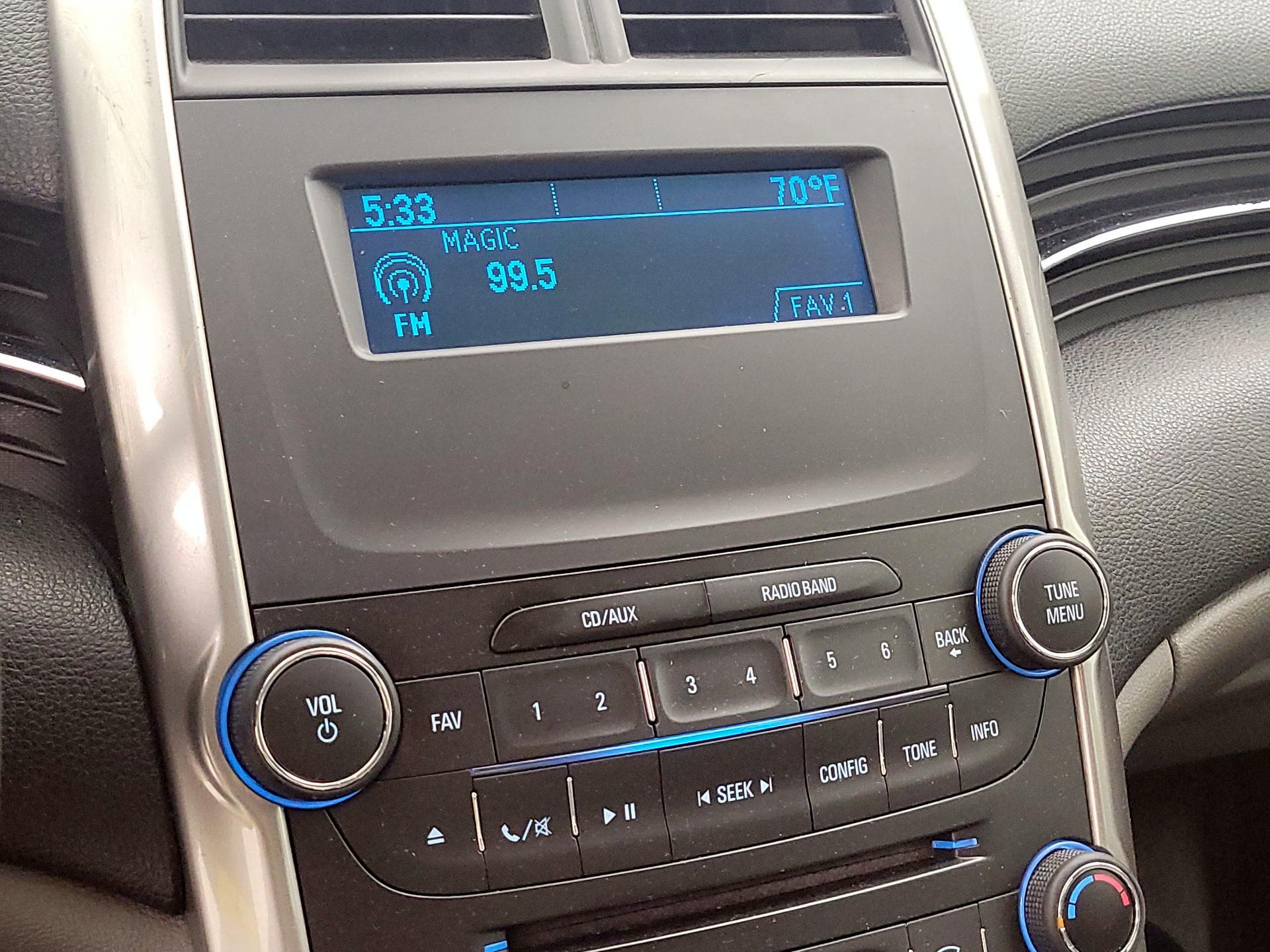 Thumbnail: 2014 Chevrolet Malibu - 13