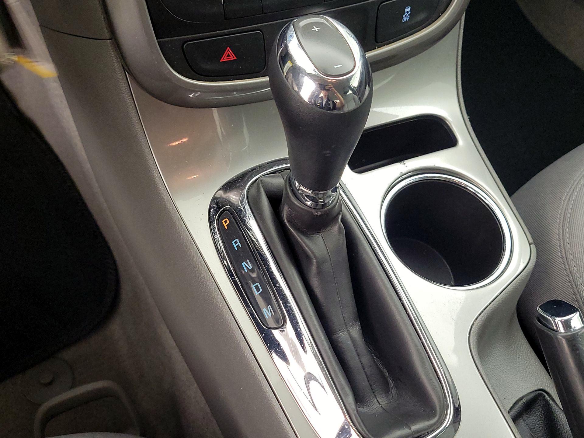 Thumbnail: 2014 Chevrolet Malibu - 15