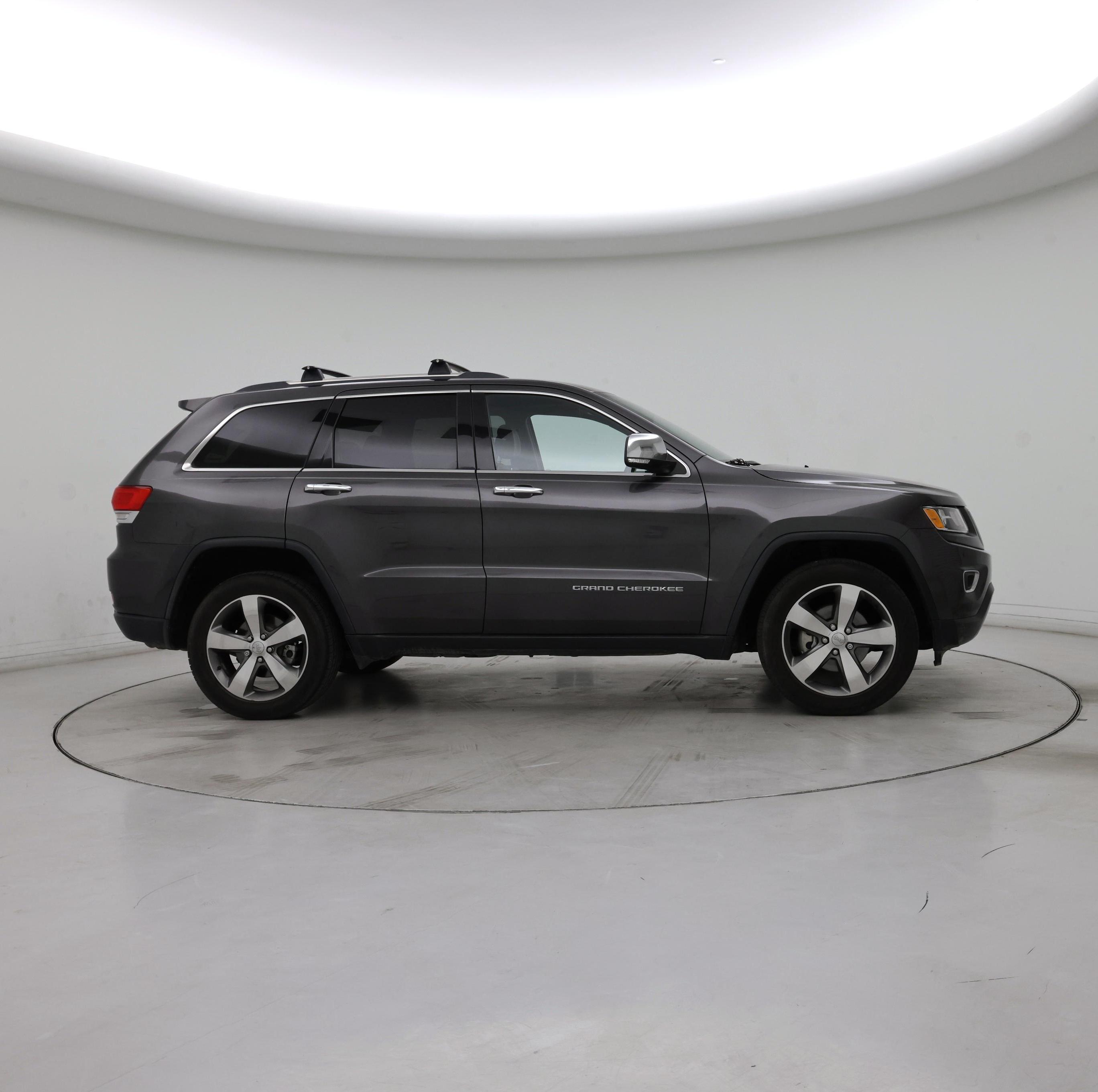 Thumbnail: 2015 Jeep Grand Cherokee - 7