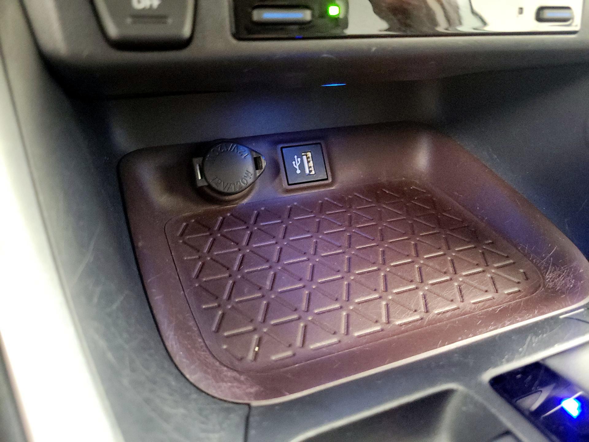 Thumbnail: 2023 Toyota RAV4 - 18