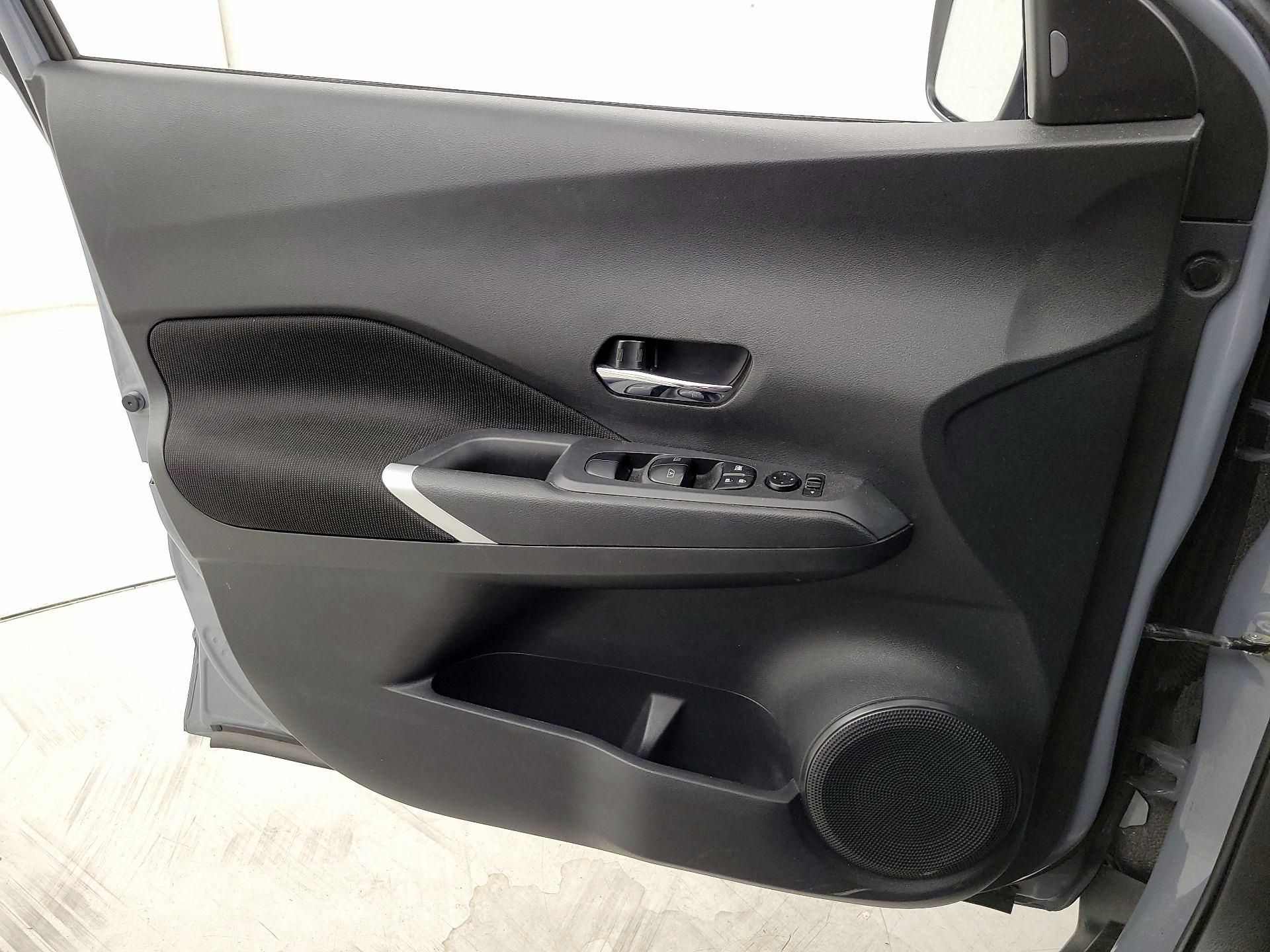 Thumbnail: 2023 Nissan Kicks - 12