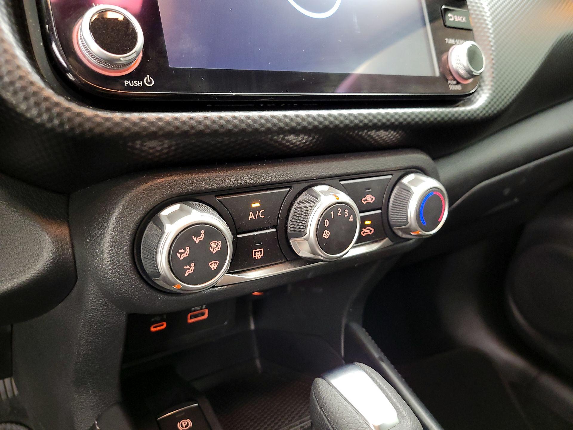 Thumbnail: 2023 Nissan Kicks - 16