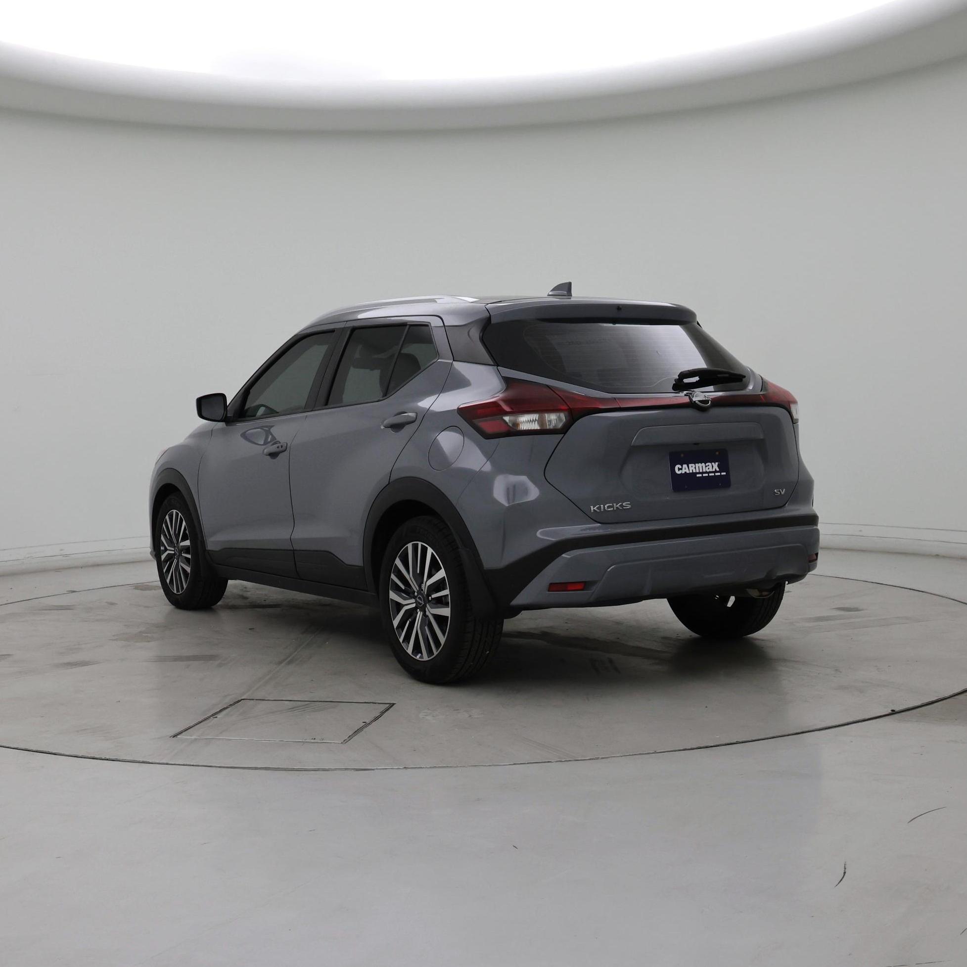 Thumbnail: 2023 Nissan Kicks - 2