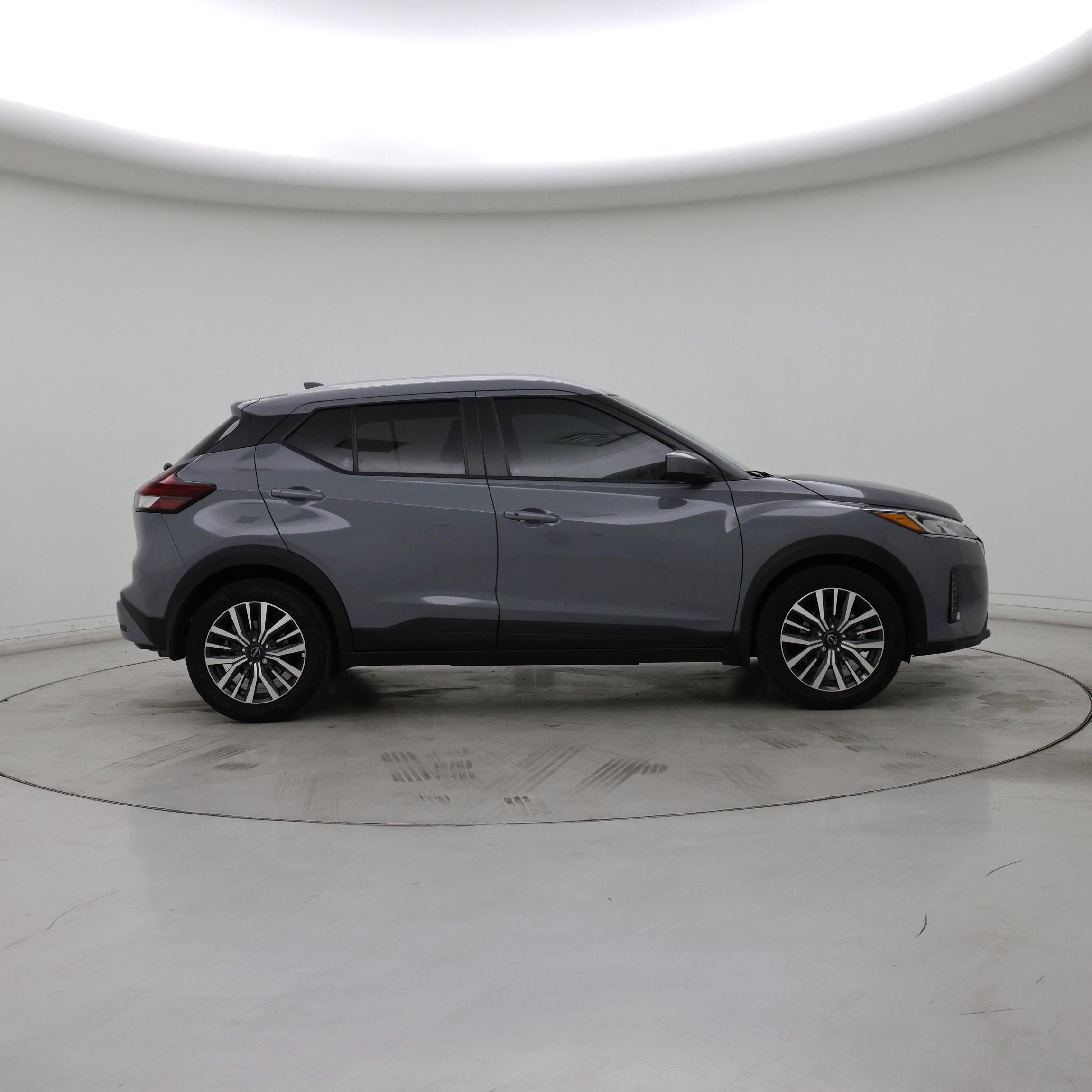 Thumbnail: 2023 Nissan Kicks - 7