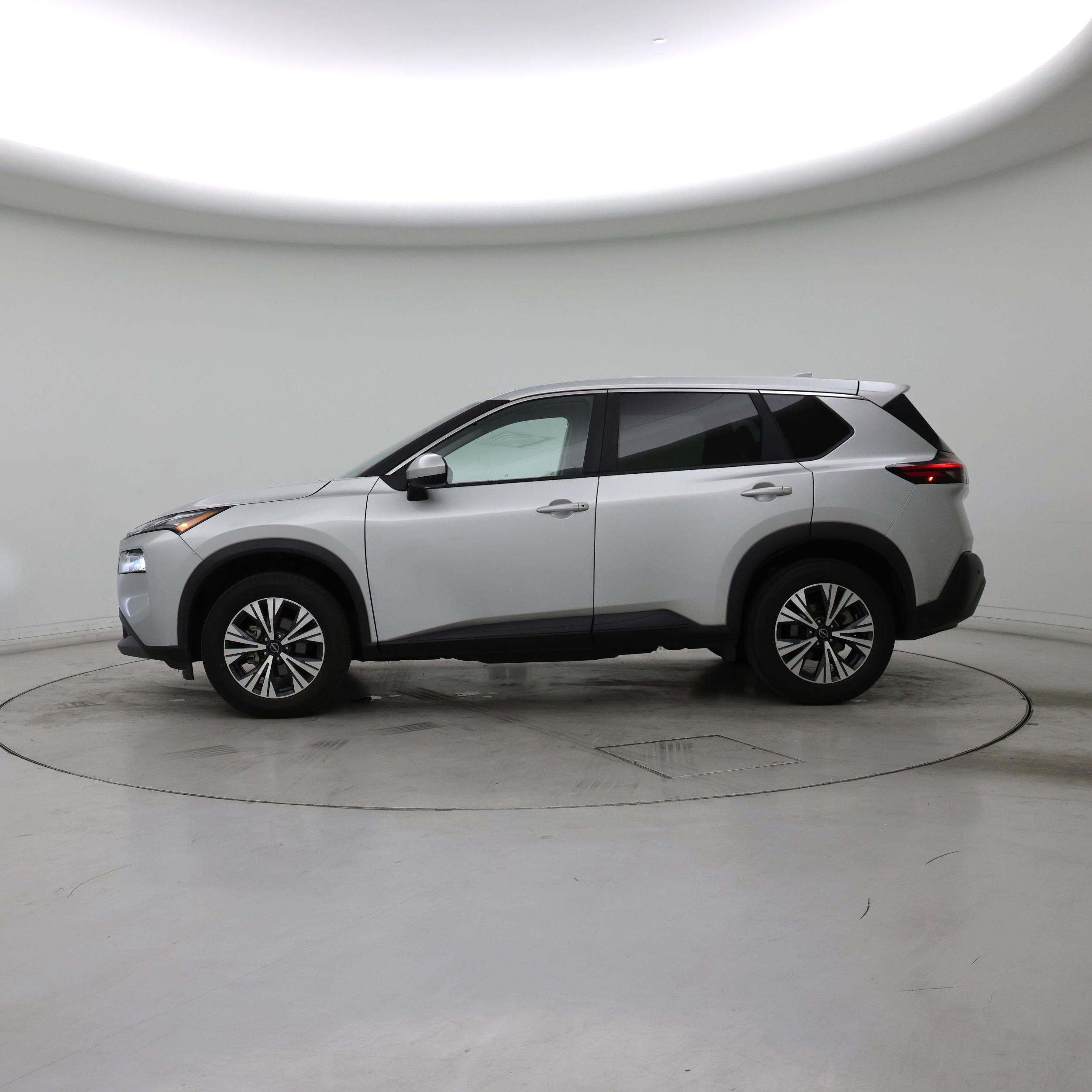 Thumbnail: 2023 Nissan Rogue - 3