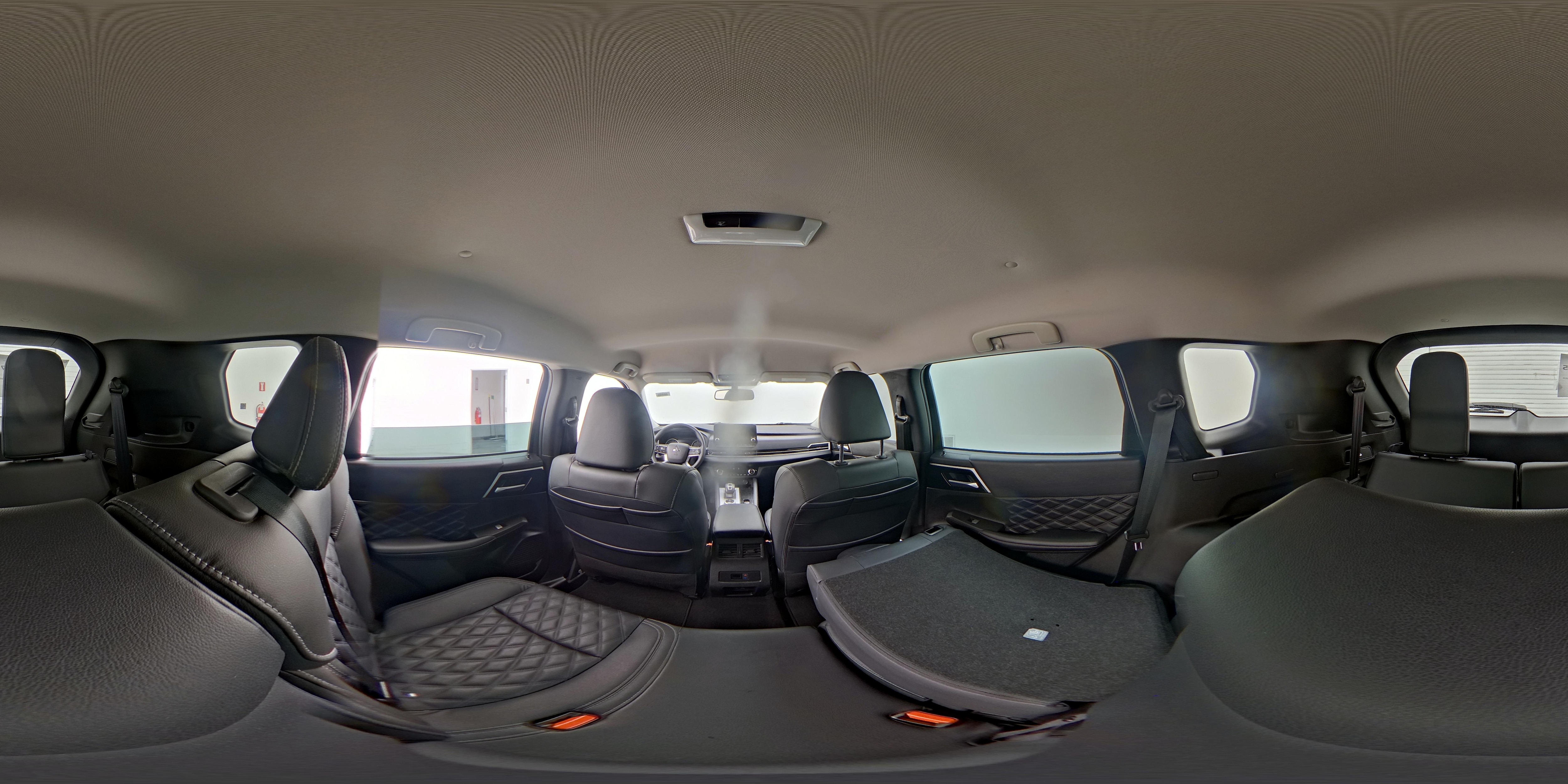 2022 Mitsubishi Outlander SEL Special Edition - Photo 19