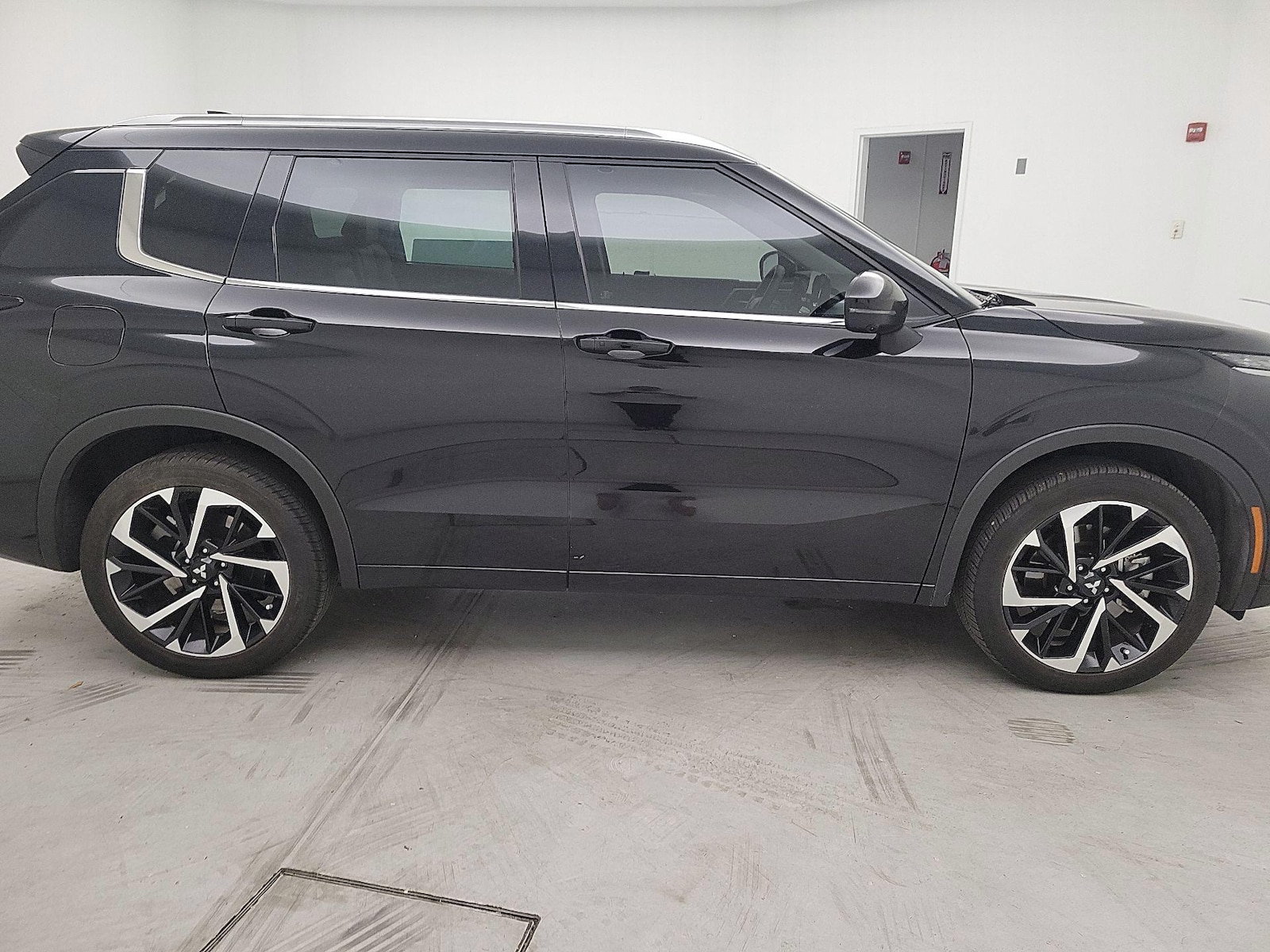 2022 Mitsubishi Outlander SEL Special Edition - Photo 4