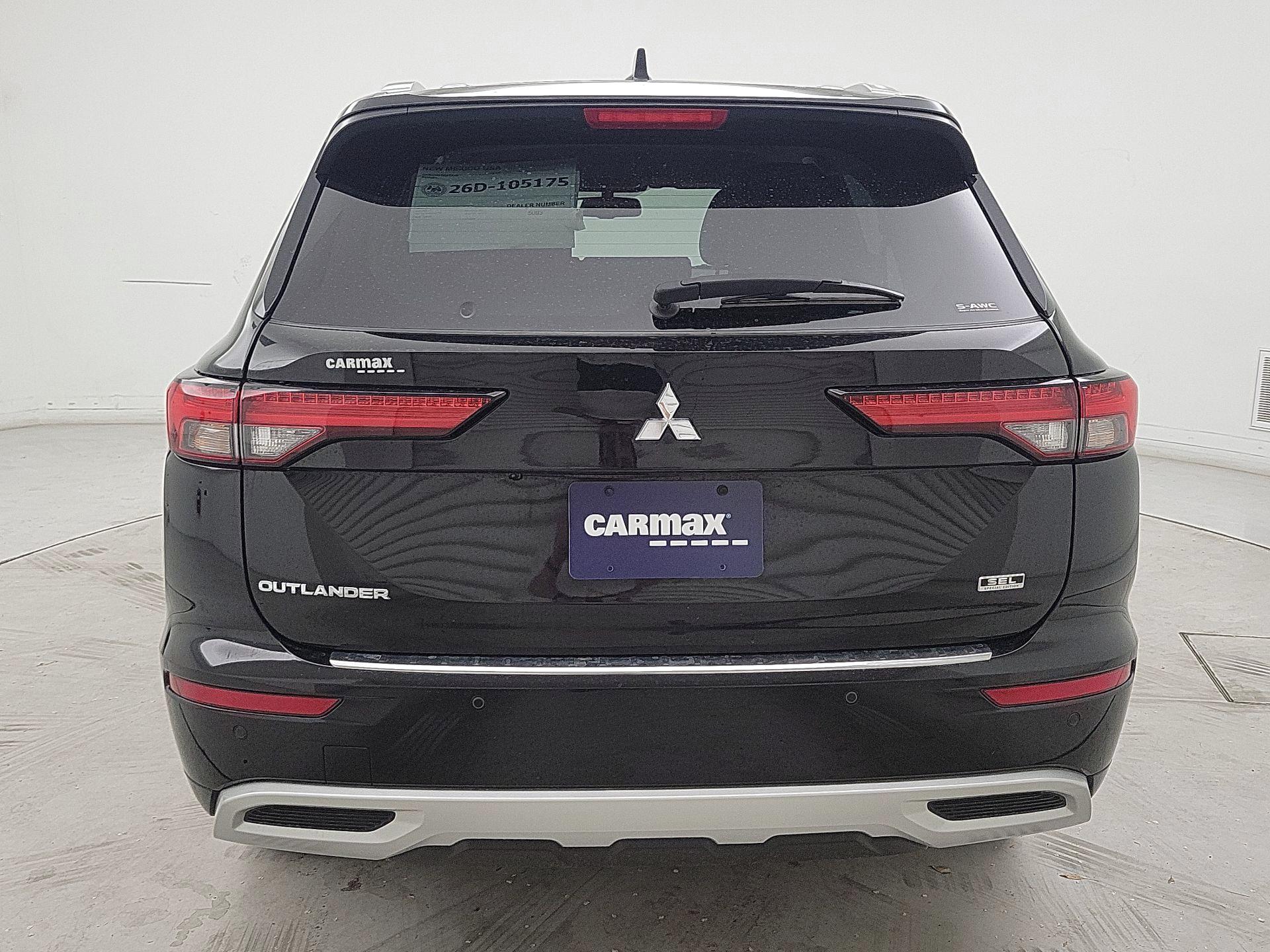 Thumbnail: 2022 Mitsubishi Outlander - 6